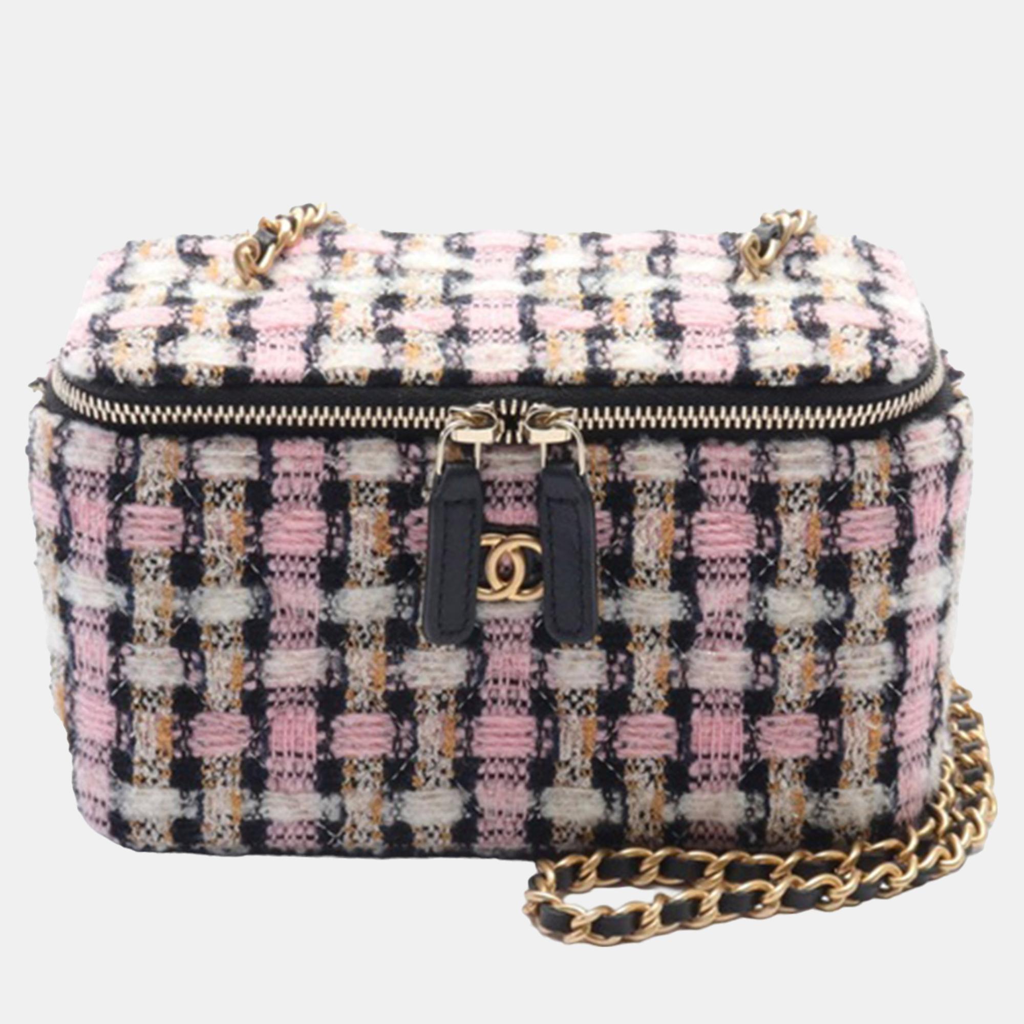 

Chanel Multicolour Tweed Pearl Crush Vanity Case with Chain, Multicolor