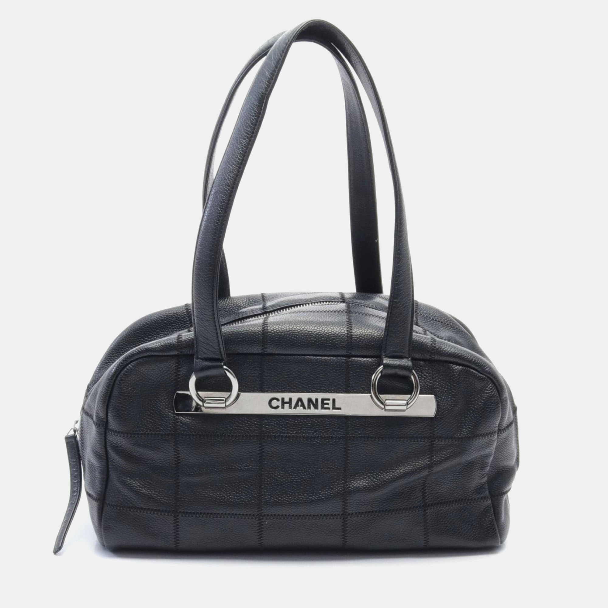 

Chanel Black Leather Chocolate Bar Shoulder Bag