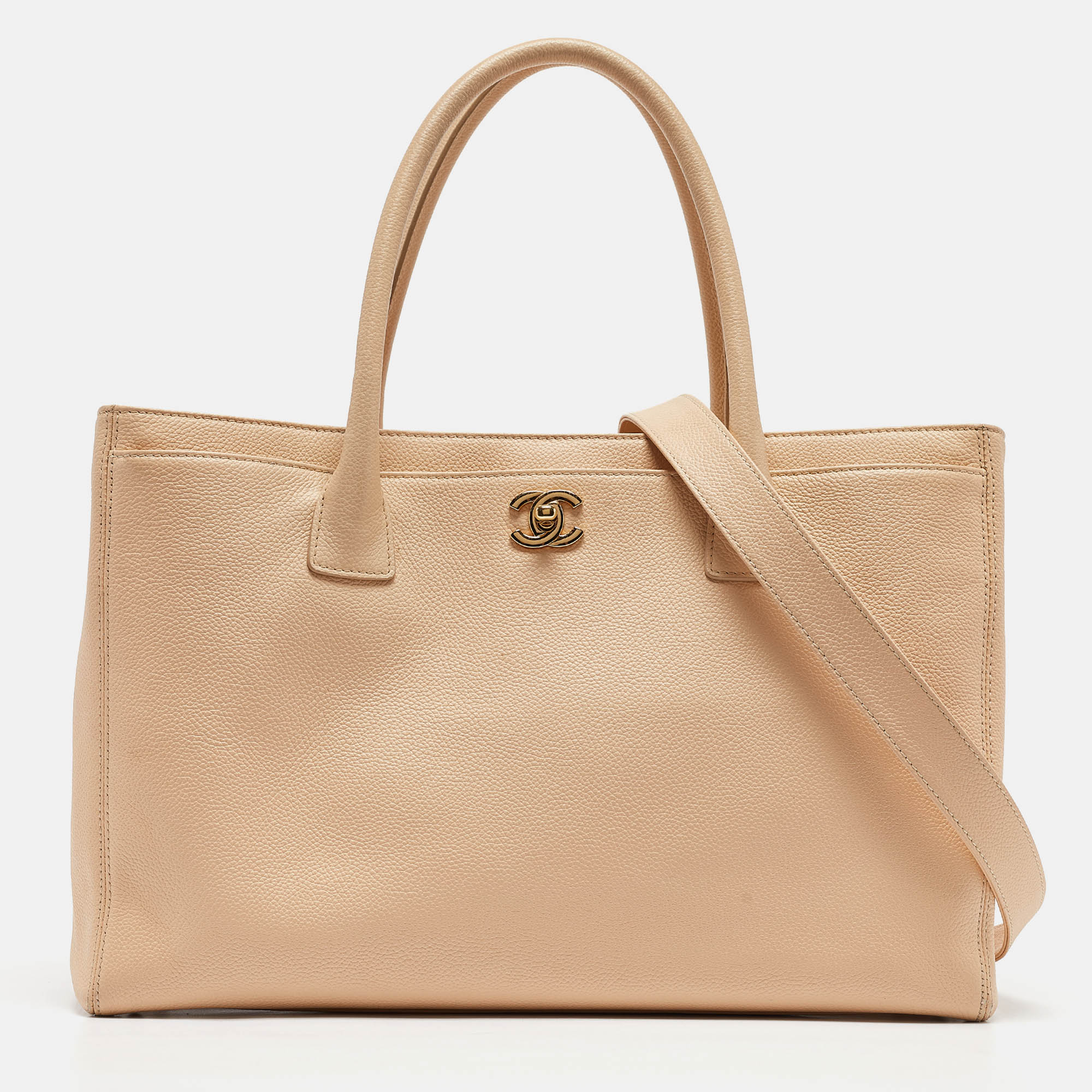 Pre-owned Chanel Light Beige Leather Cerf Shopper Tote