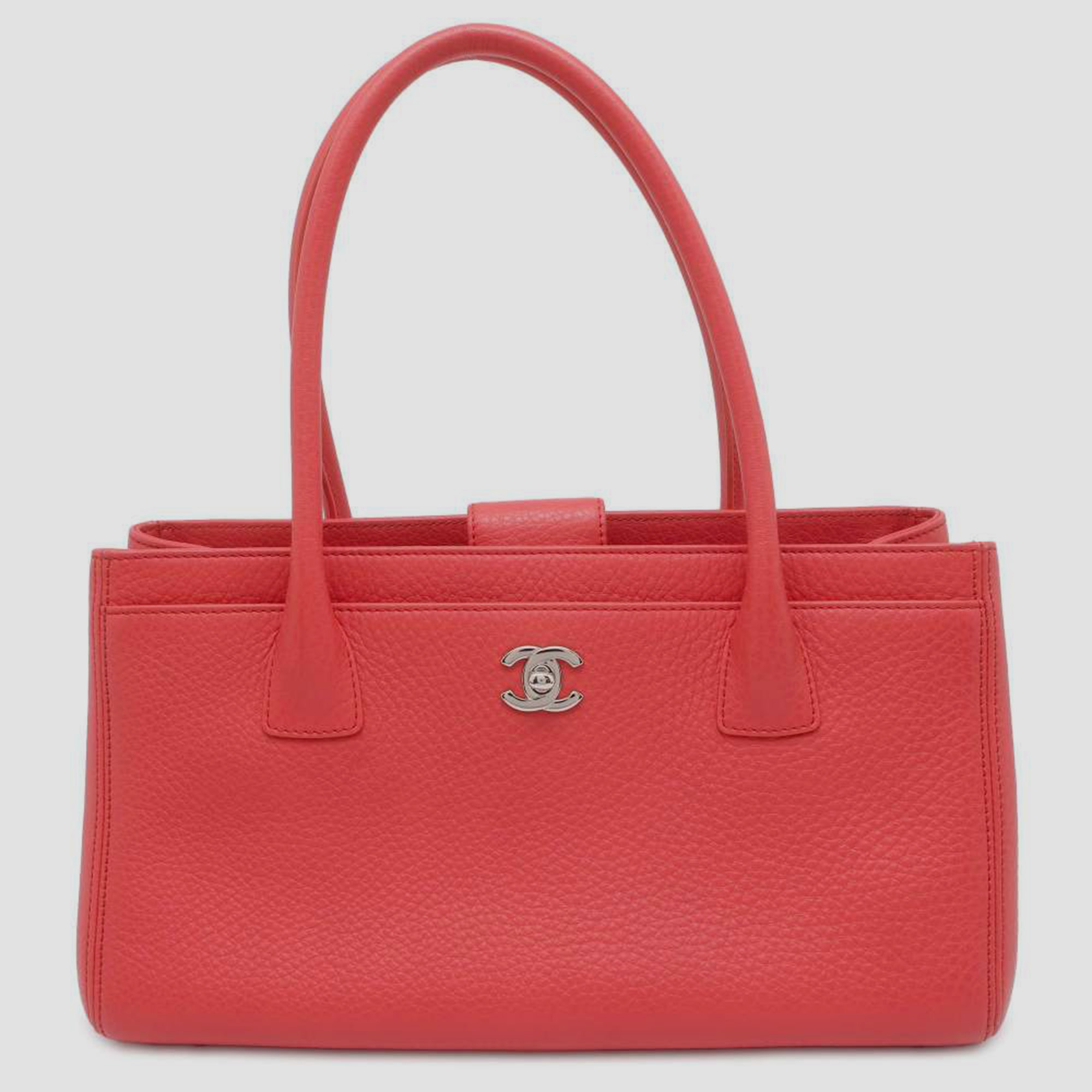 

Chanel Red Leather Large Executive Cerf Tote Bag