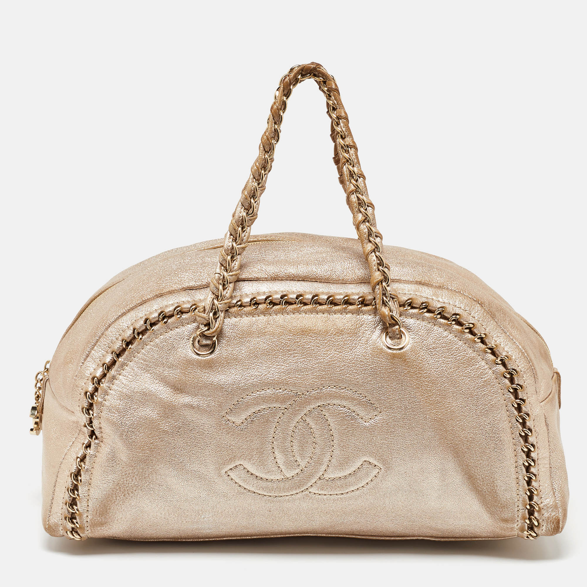 

Chanel Gold Leather Large Luxe Ligne Bowler Bag