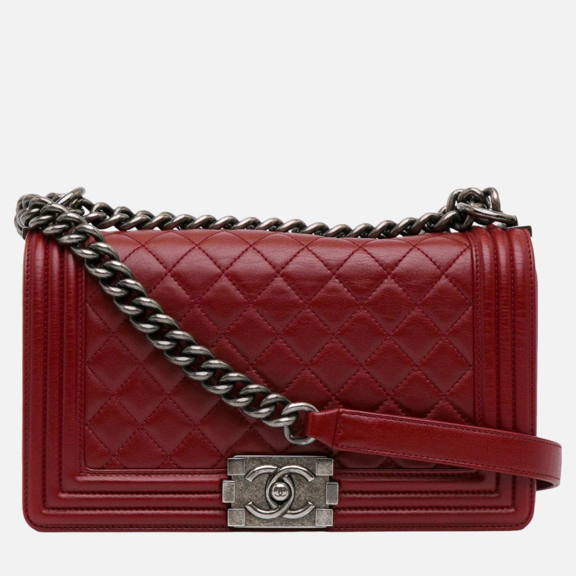 Pre-owned Chanel Red Medium Lambskin Boy Flap