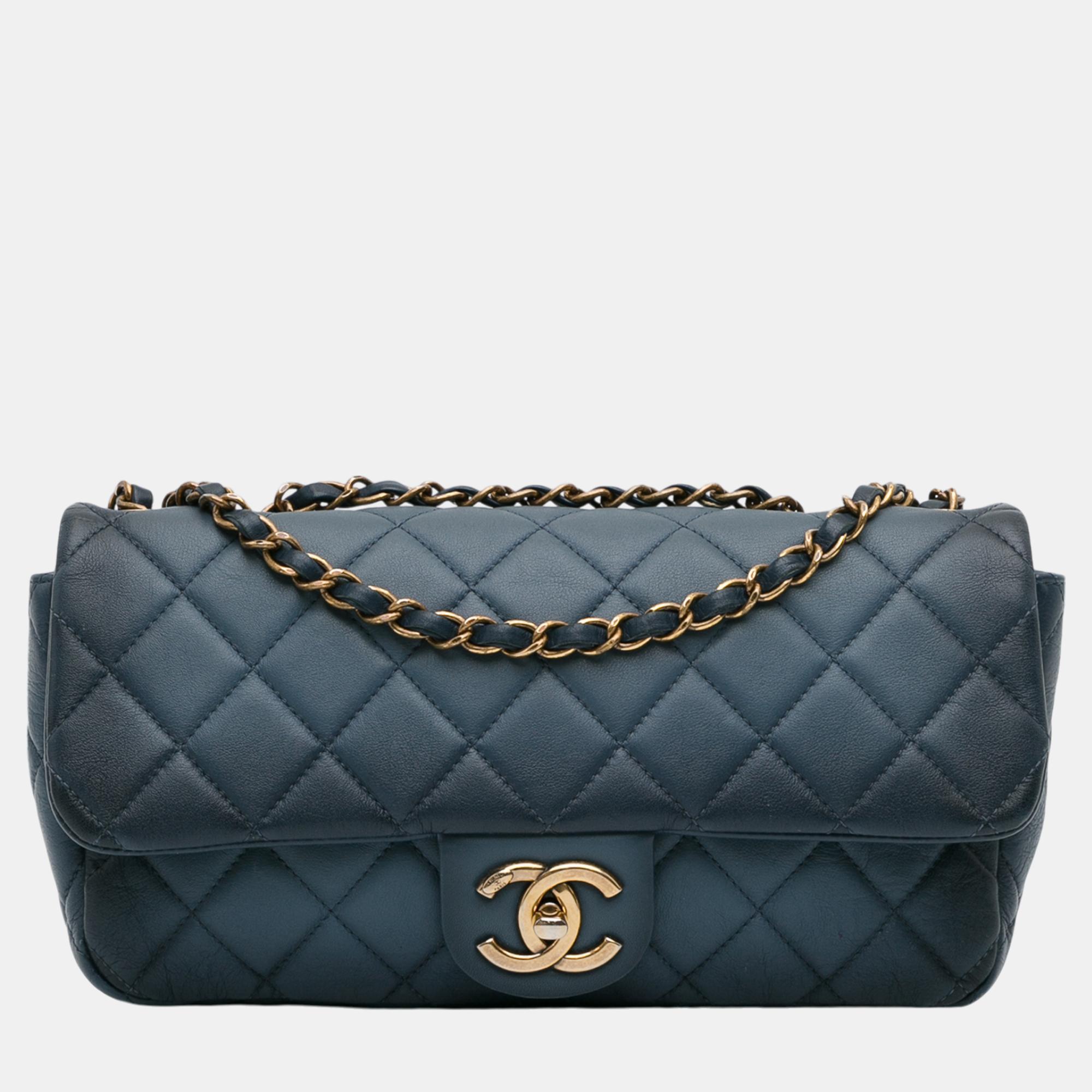 

Chanel Navy Blue CC Quilted Calfskin Ombre Flap