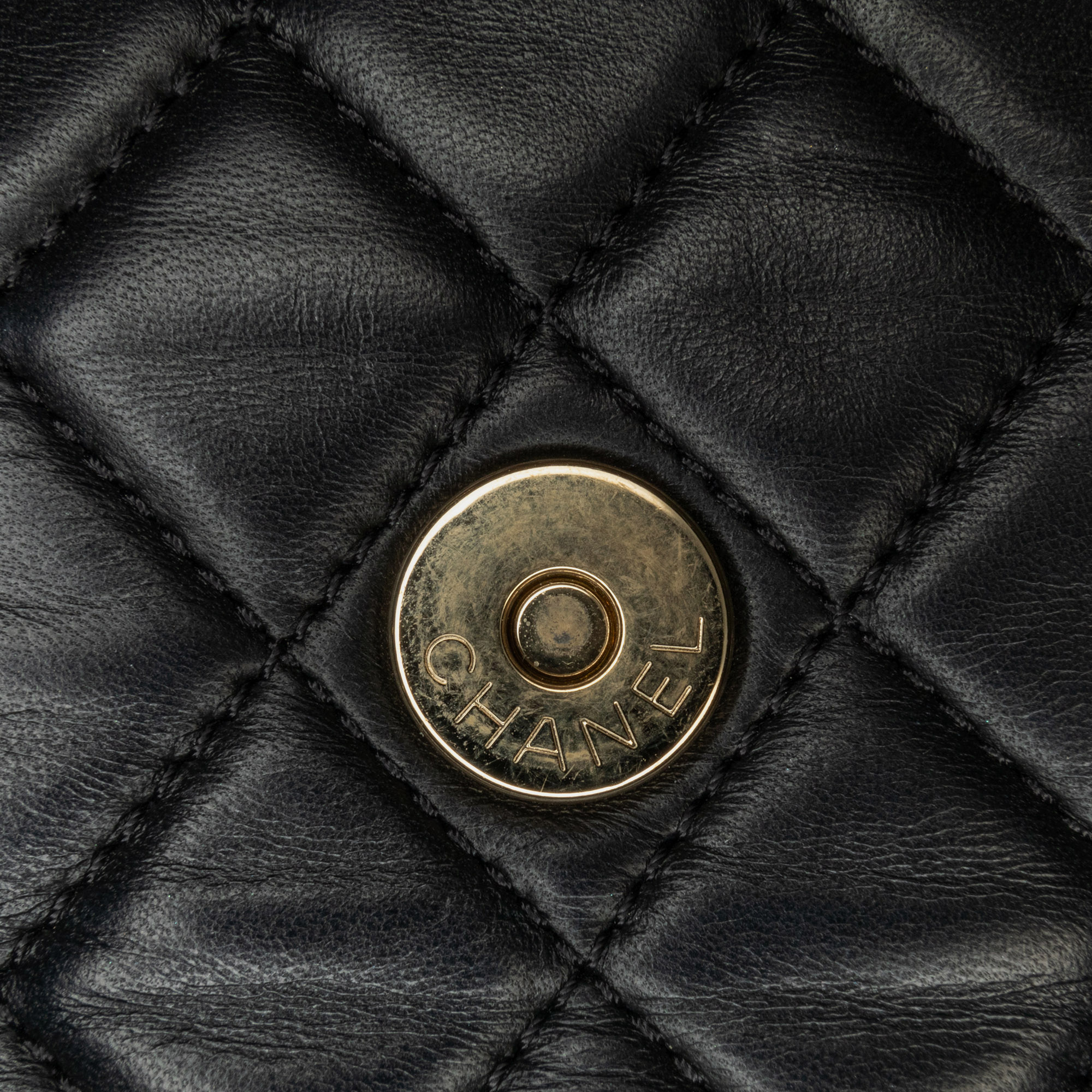 Chanel CC Quilted Lambskin Westminster Pearl Flap 