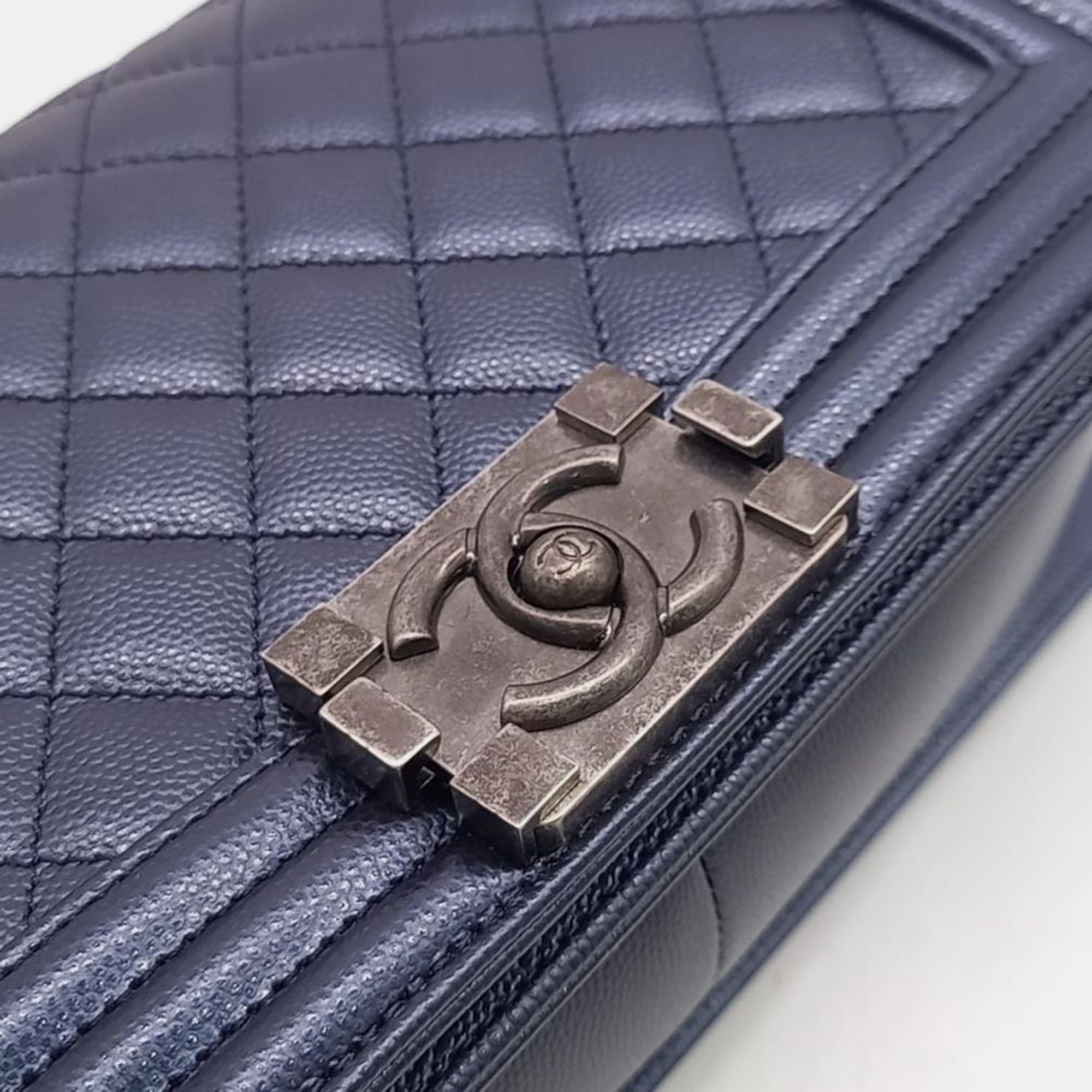 Chanel Caviar Boy Bag Medium 