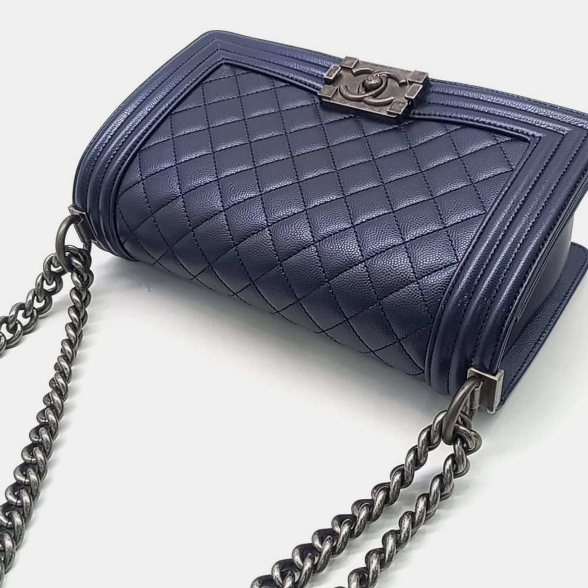 Chanel Caviar Boy Bag Medium 