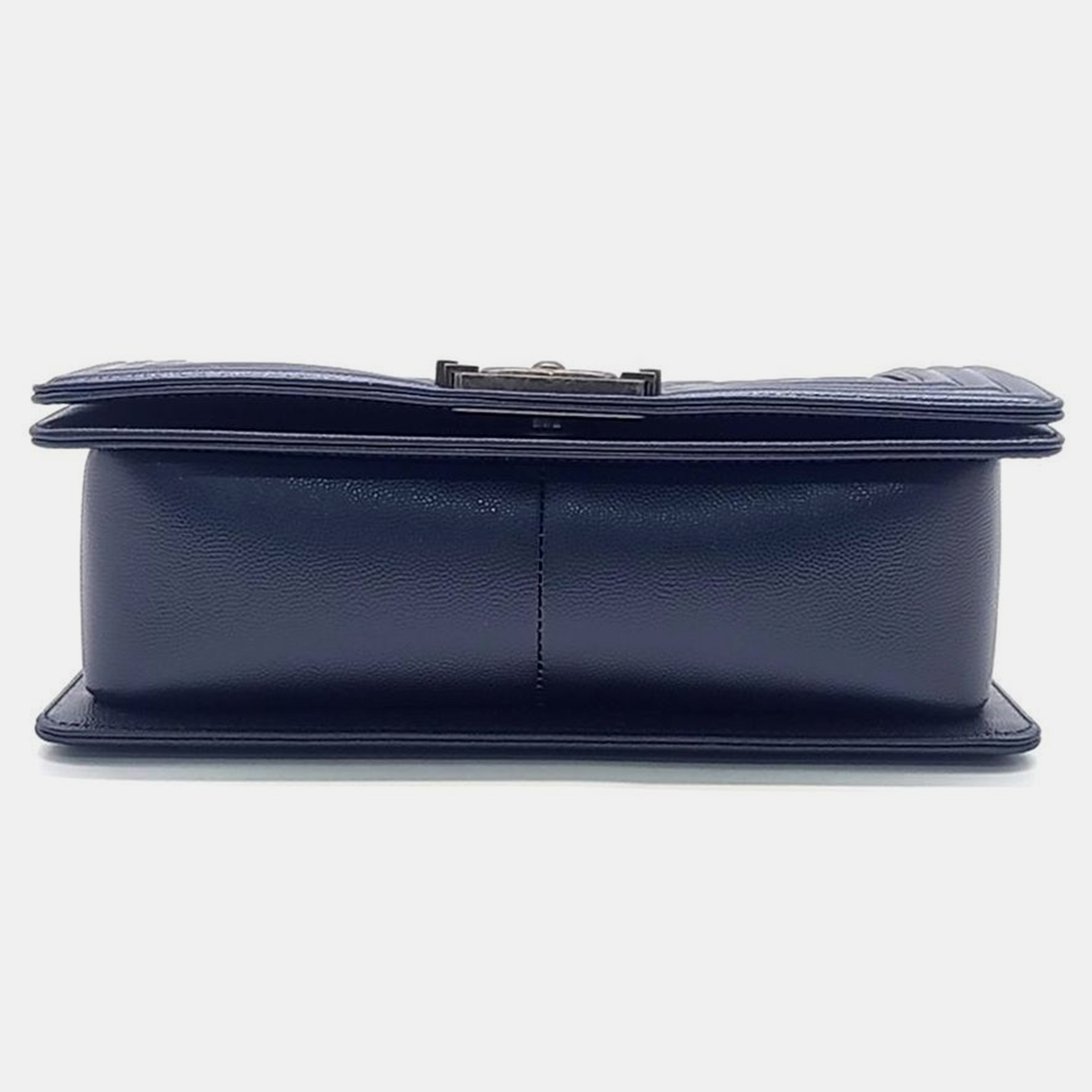 Chanel Caviar Boy Bag Medium 