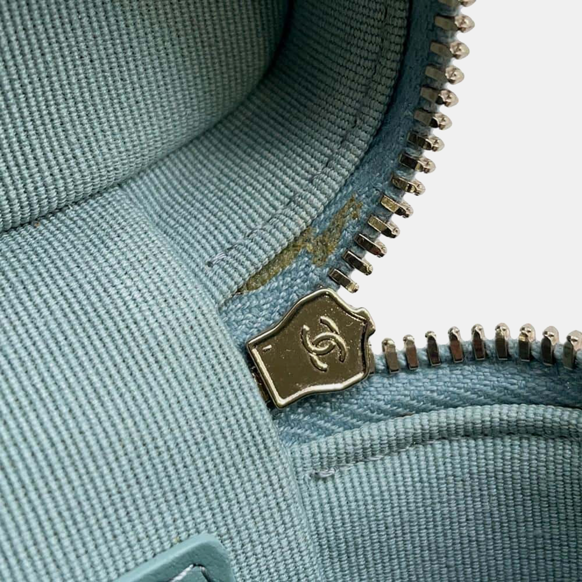 Chanel Green Caviar Leather Small Top Handle Vanity Case Bag 