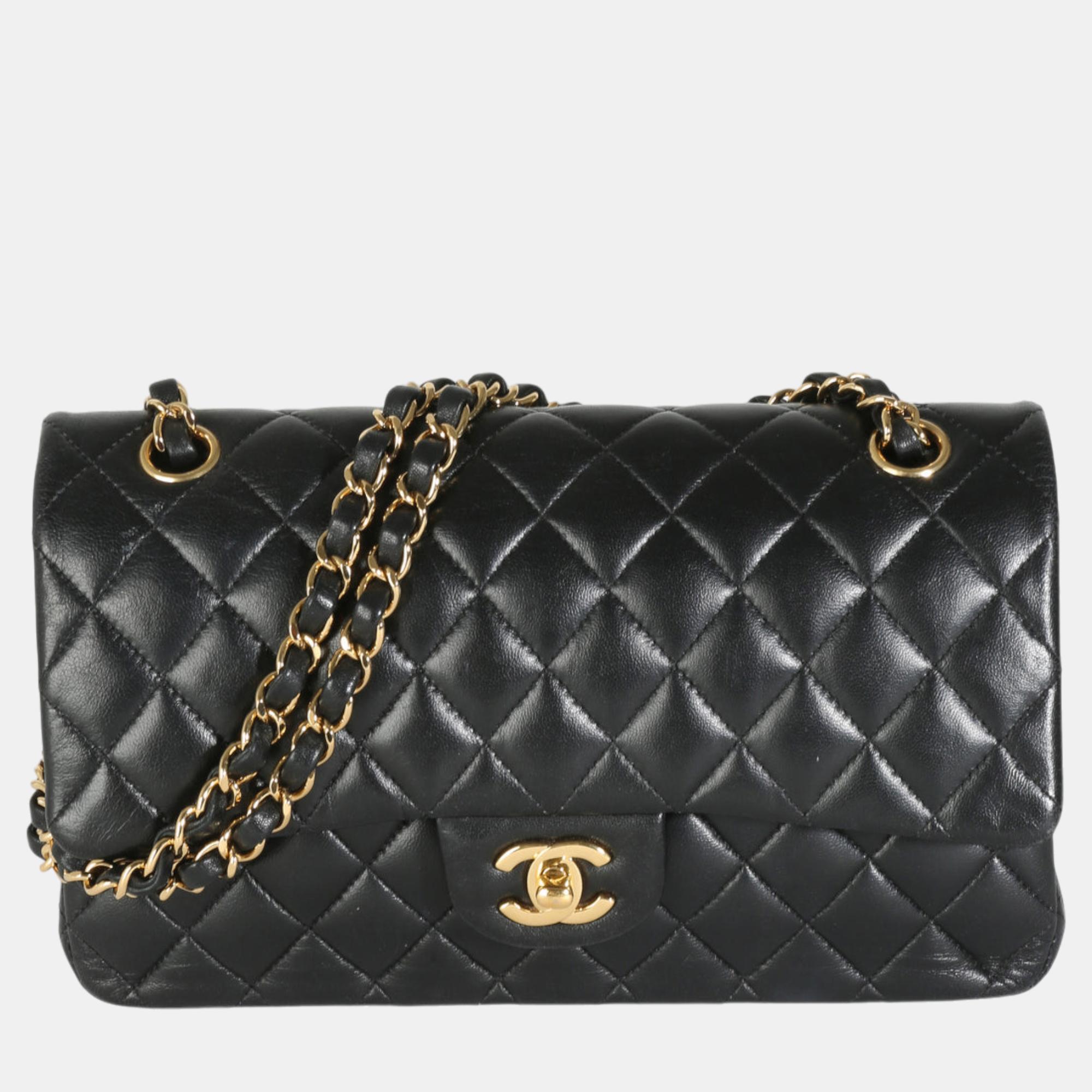 Pre-owned Chanel Black Quilted Lambskin Medium Classic Double Flap Bag