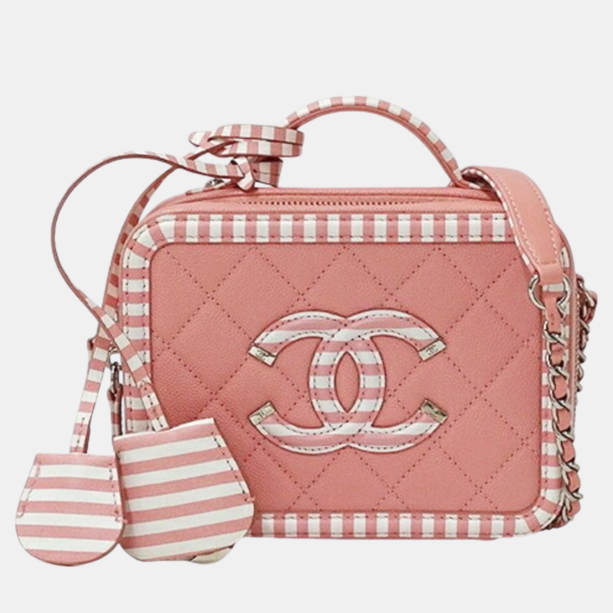 

Chanel Pink White Grained Calfskin CC Filigree Chain Handbag