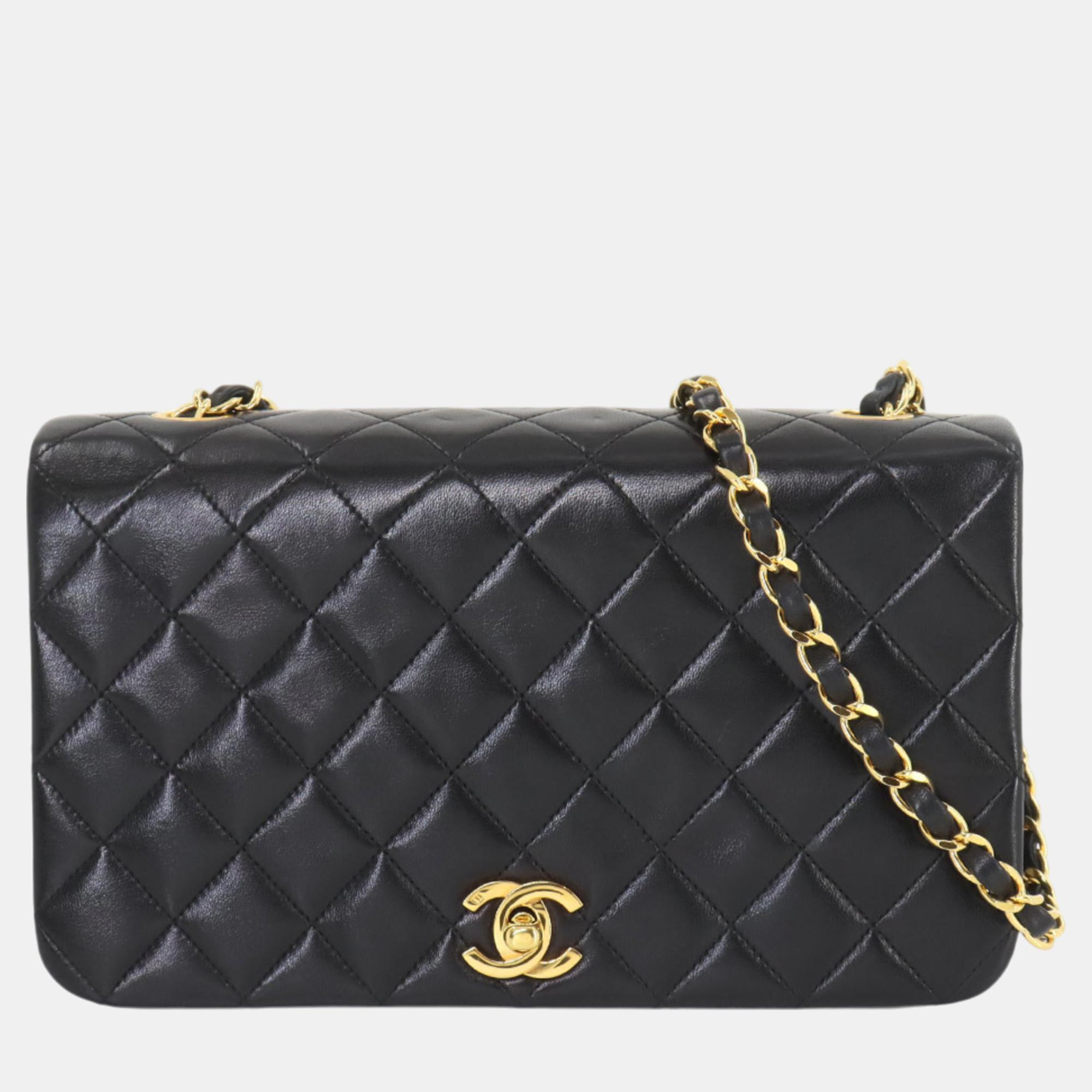 

Chanel Black Leather Matelasse Chain Shoulder Bag