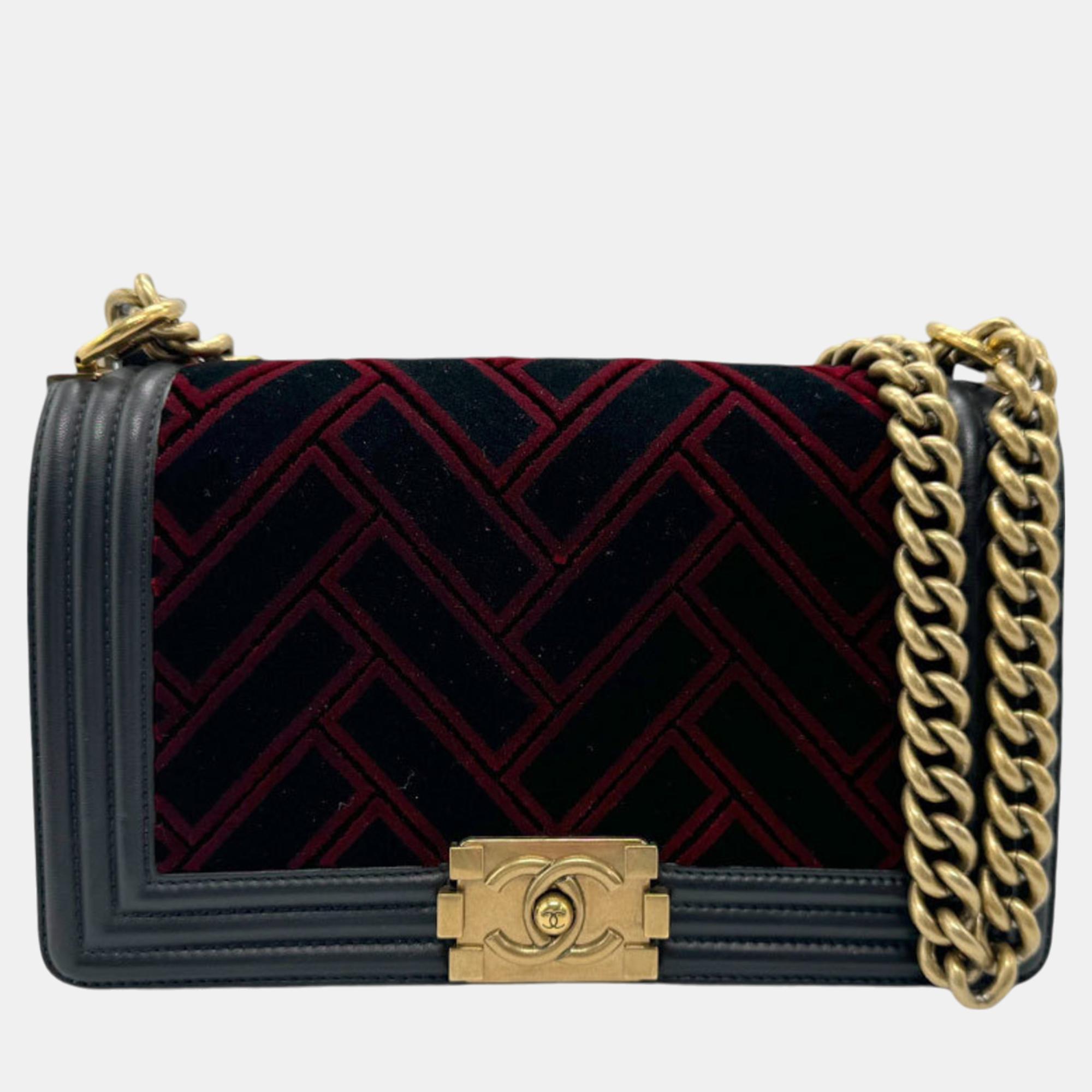 

Chanel Black x Red Gold Velvet Leather Shoulder Bag