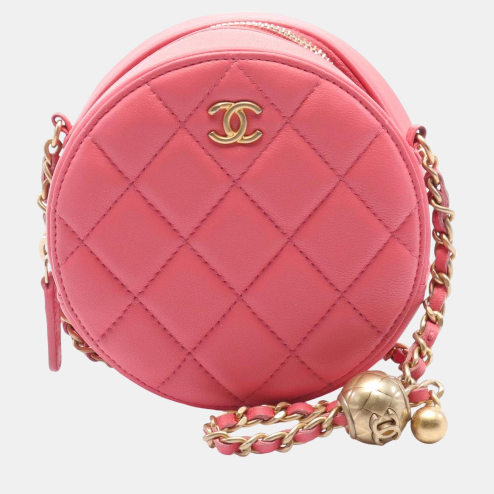 

Chanel Pink Leather Matelasse Round Shoulder Bag