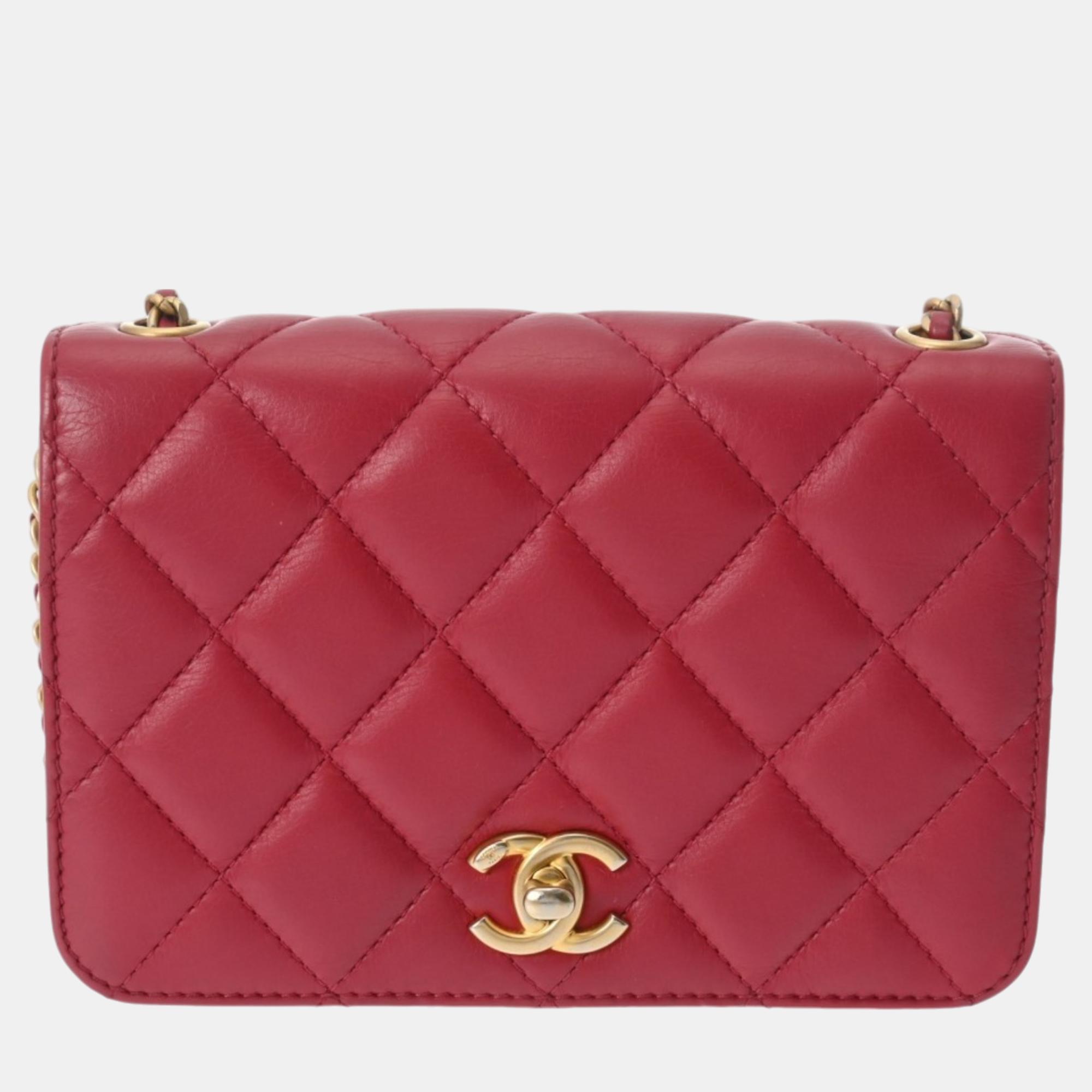 Pre-owned Chanel Red Lambskin Matelasse Chain Shoulder 18cm Bag