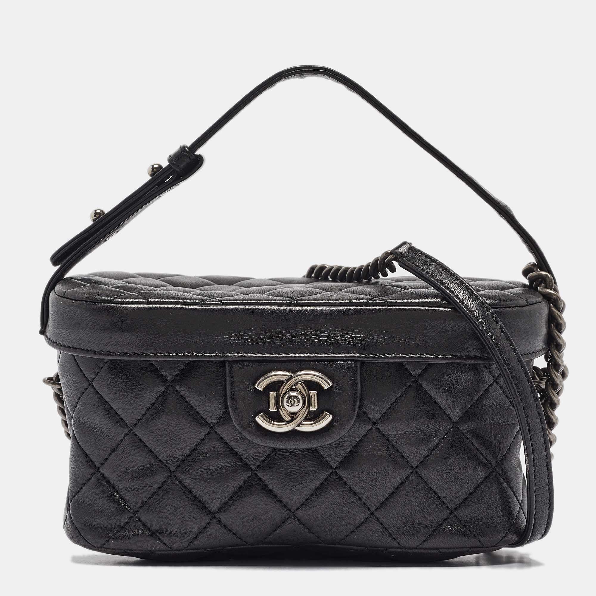 

Chanel Black Quilted Leather Boy Vanity Case Bag