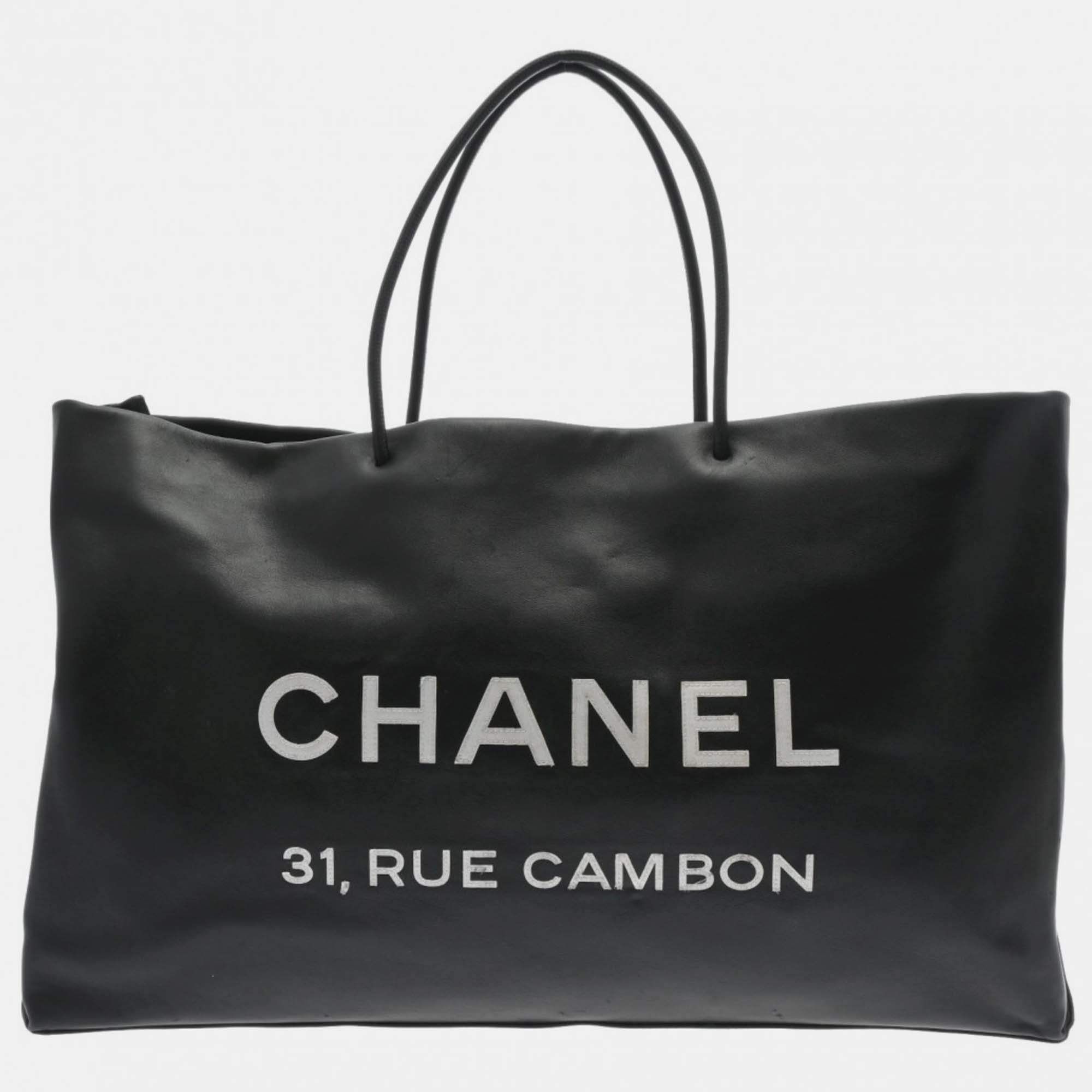 Pre-owned Chanel Black Calfskin Essential Large Tote Bag