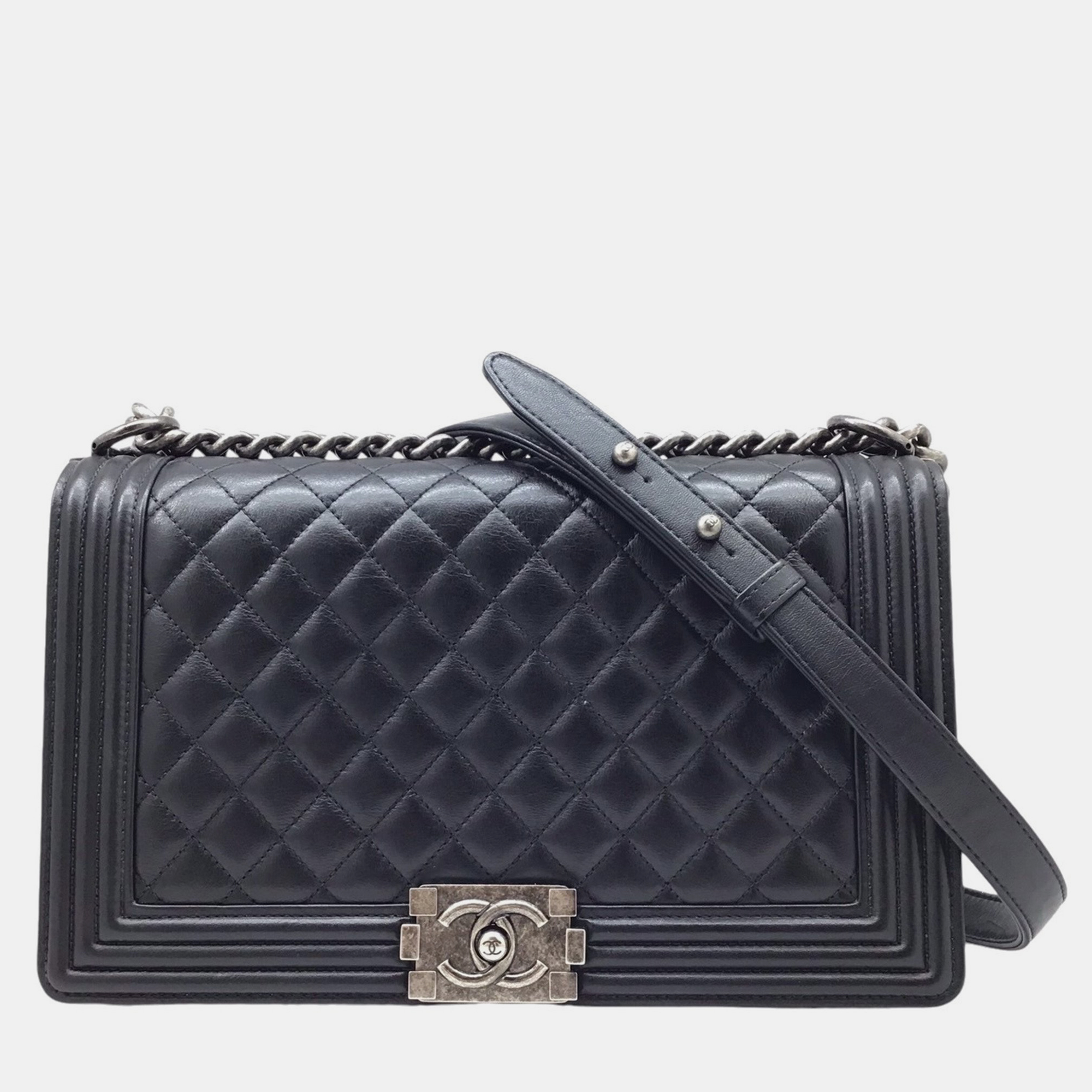 

Chanel Black Leather Boy Large Chain Shoulder Bag