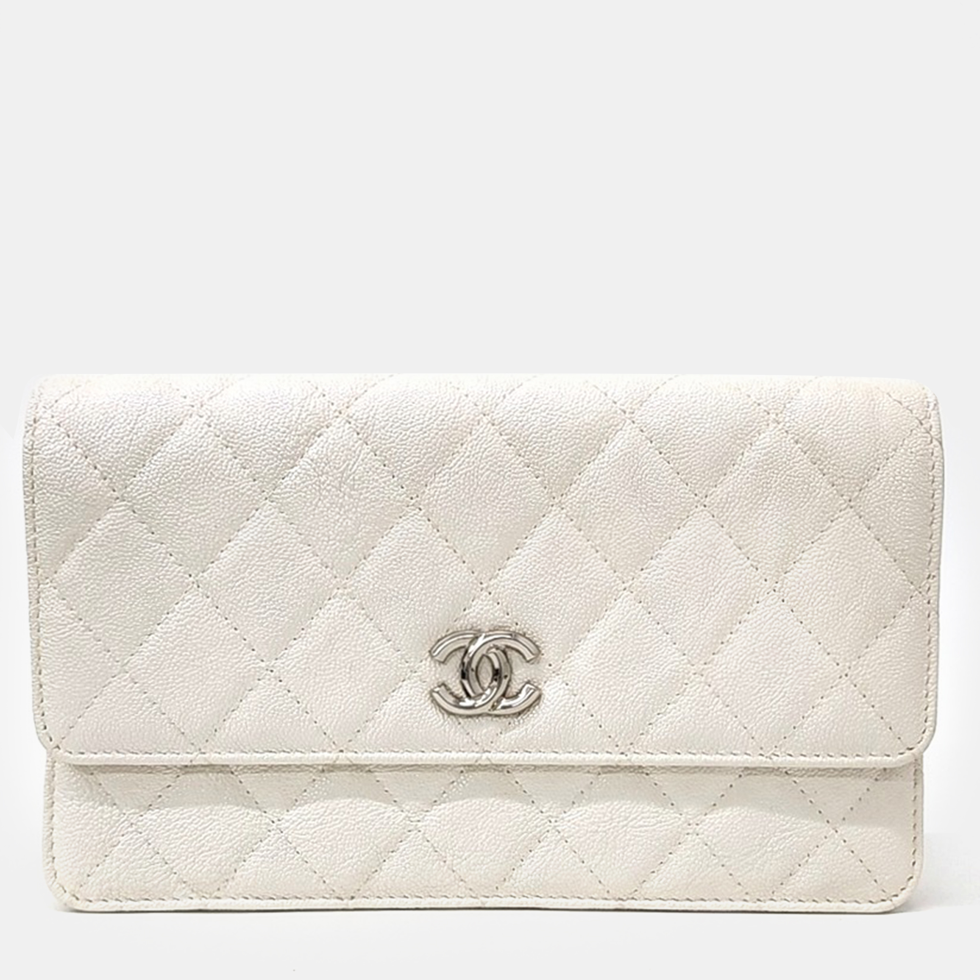 

Chanel Caviar Clutch Bag, White