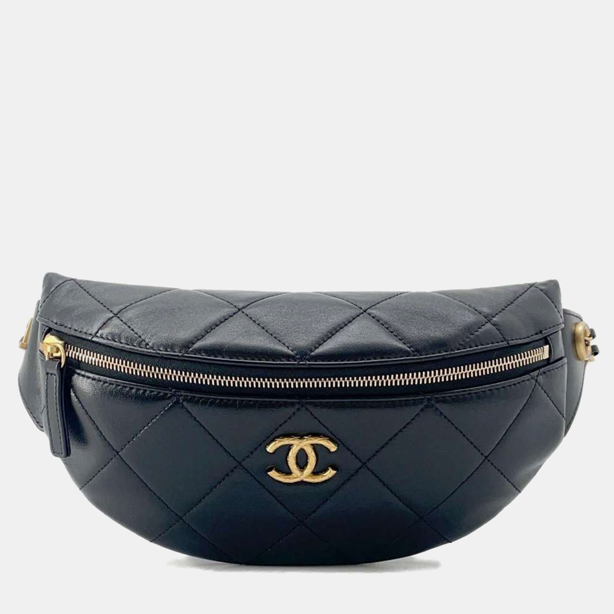 Pre-owned Chanel Black Lambskin Enamel Matelasse Waist Bag