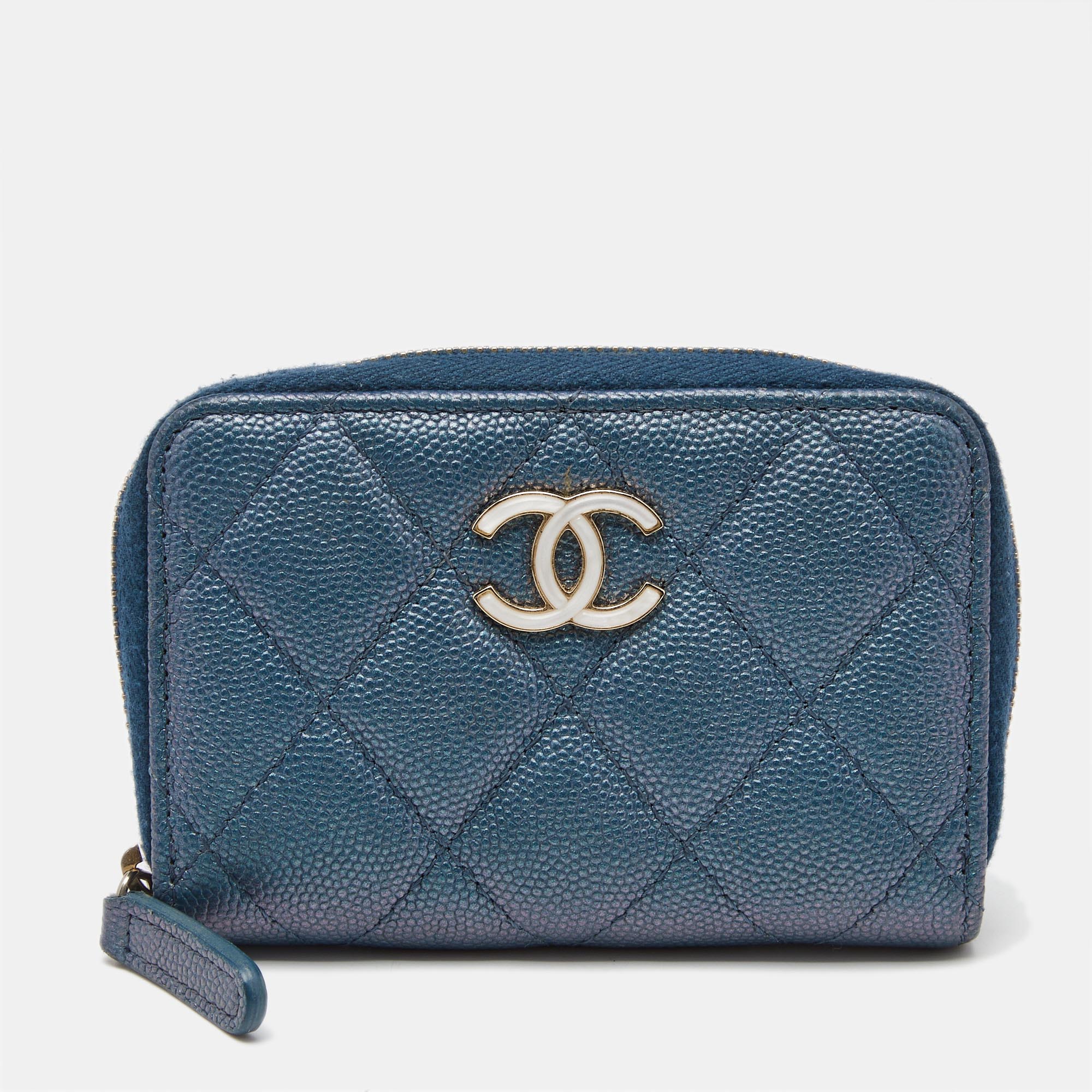 

Chanel Blue Quilted Shimmer Caviar Leather Classic Zipped Coin Purse