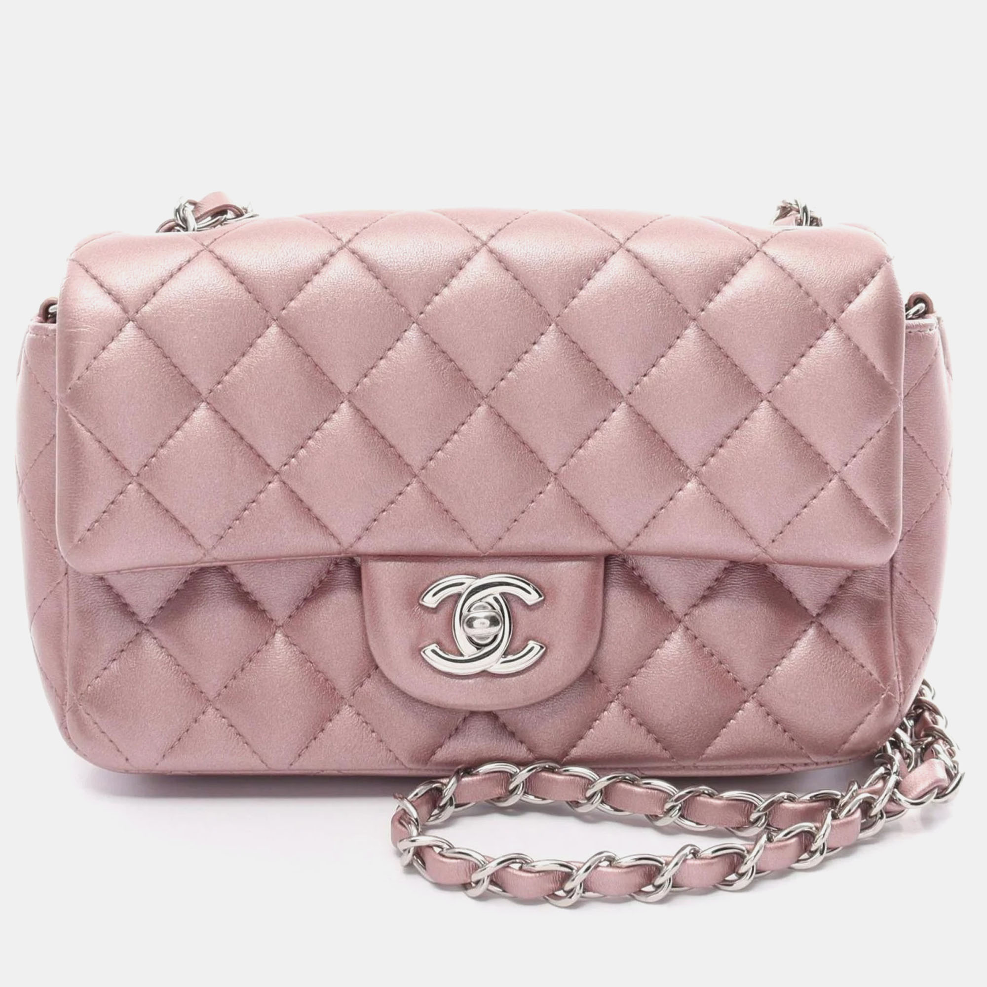 

Chanel Pink Leather Matelasse Shoulder Bag