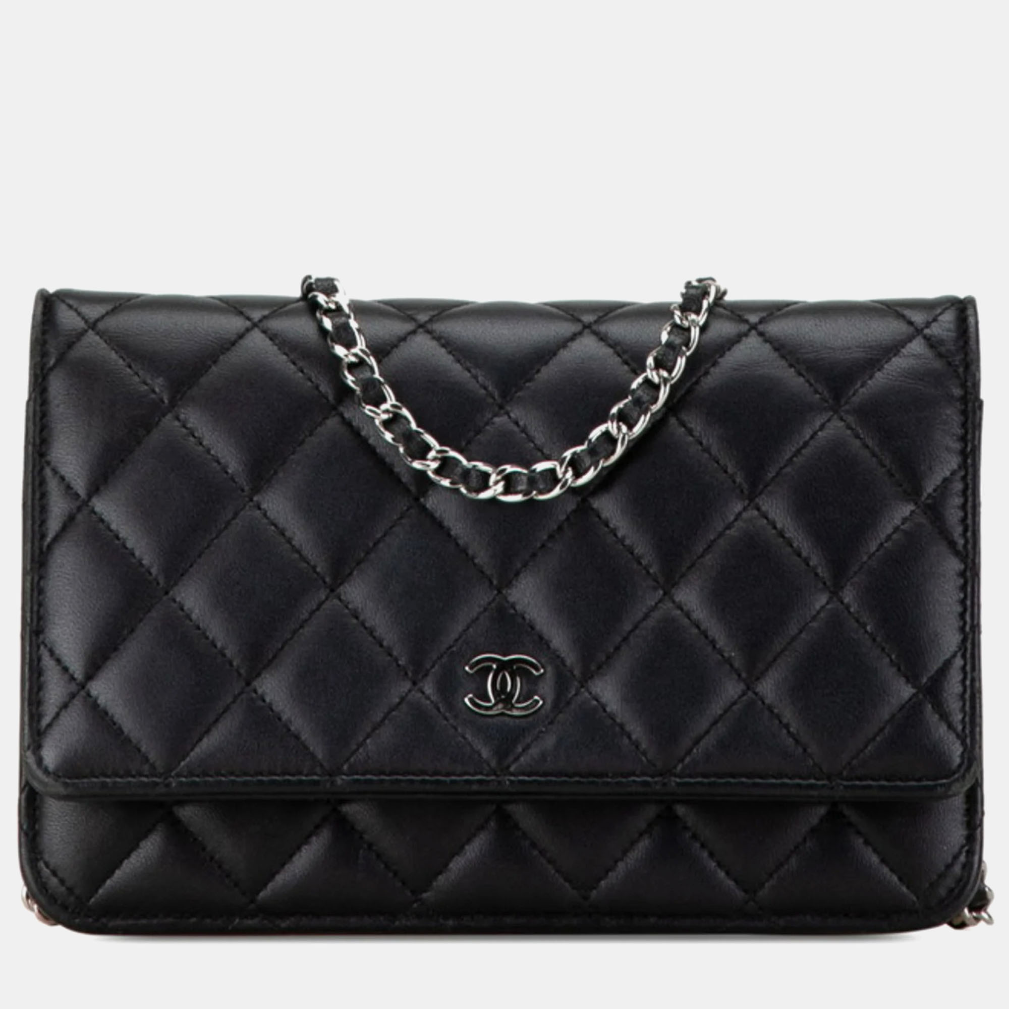 

Chanel Black Lambskin Matelasse Chain Wallet