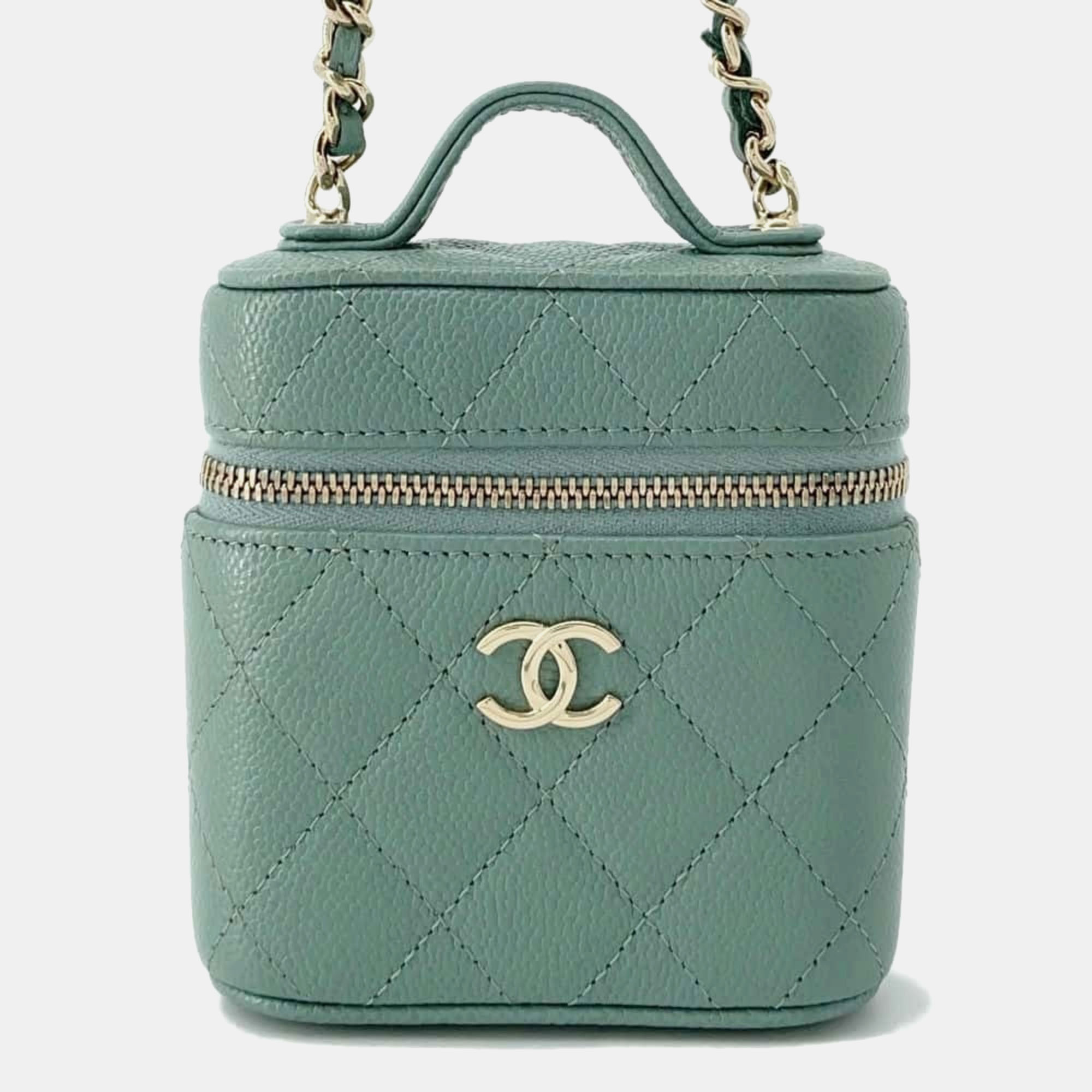 Pre-owned Chanel Caviar Skin Matelasse Coco Mark Small Vanity Chain Shoulder Bag In Green