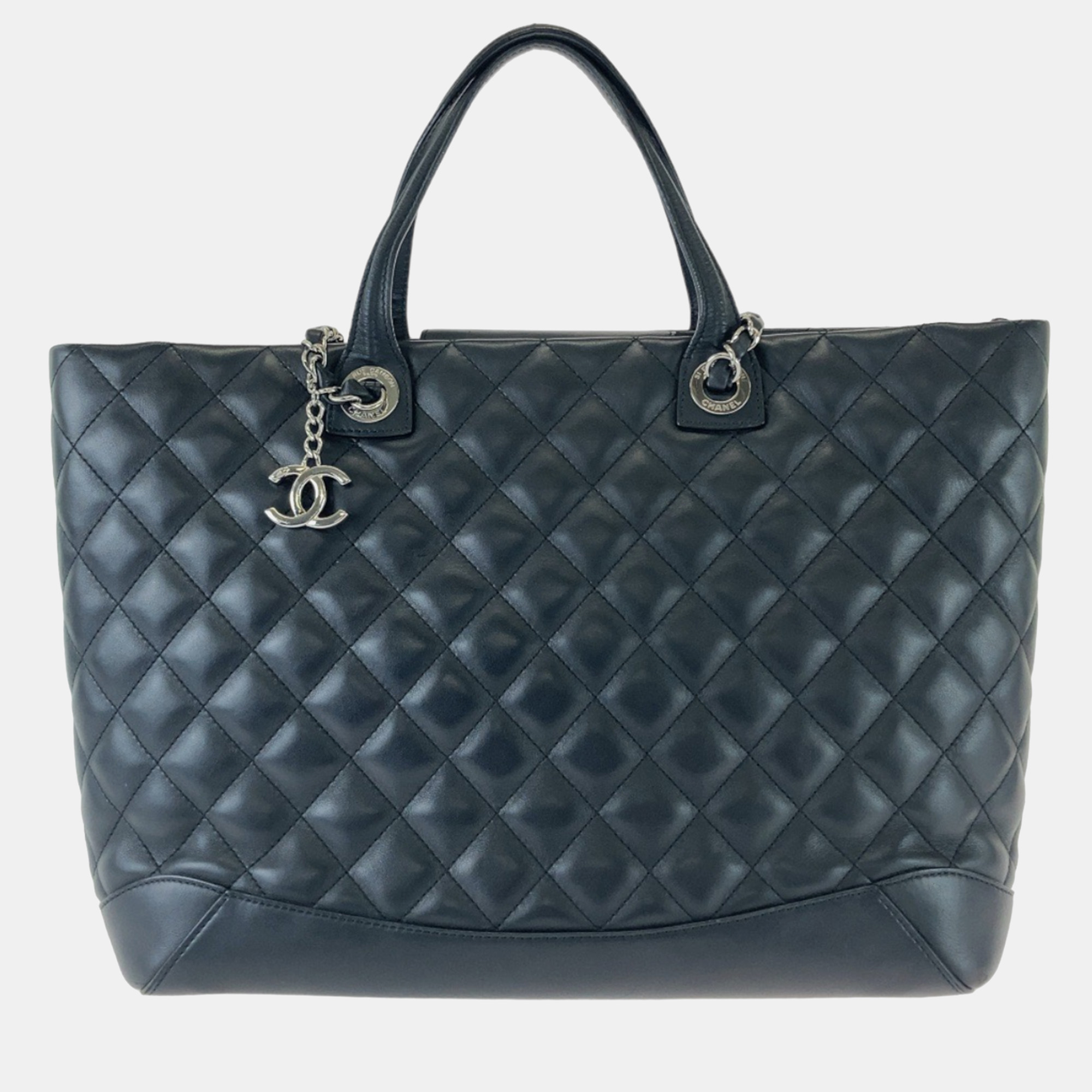 

Chanel Black Quilted Calfskin Small Easy Shopping Tote Bag