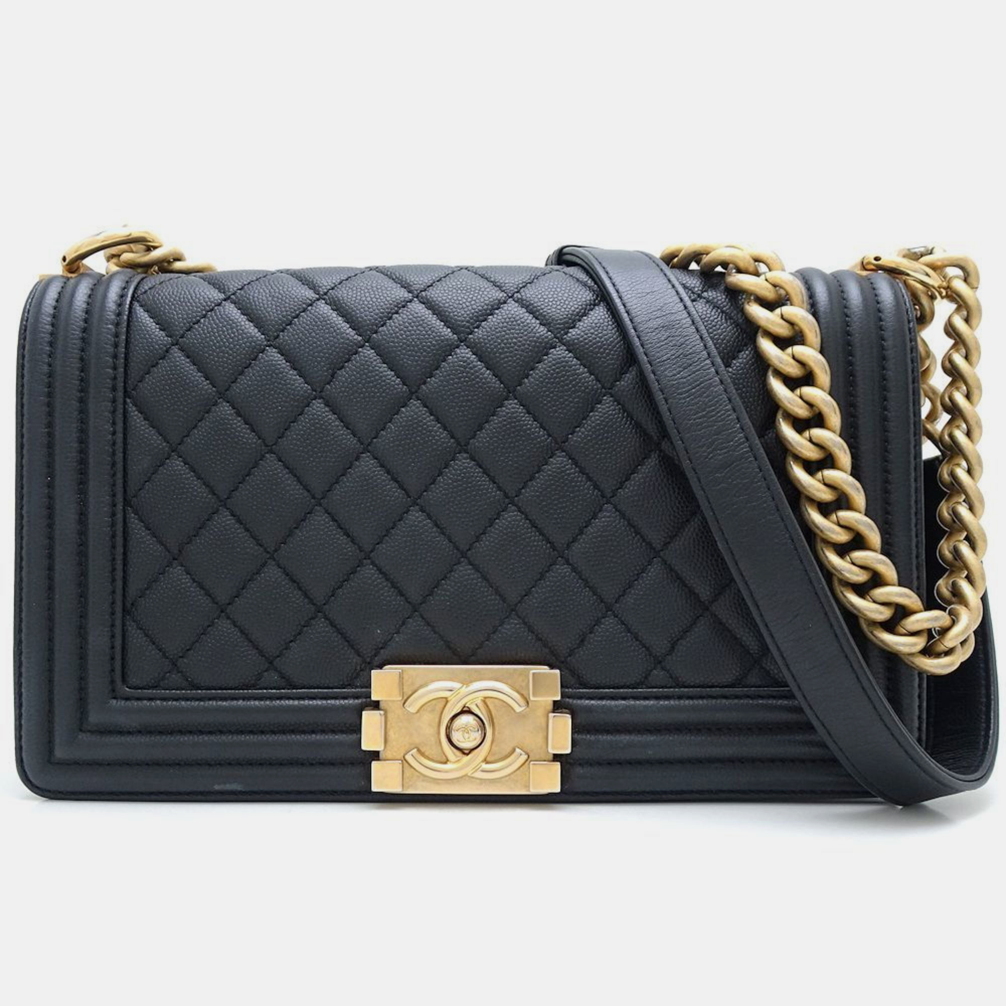 

Chanel Boy Black Caviar Skin Chain Shoulder Bag