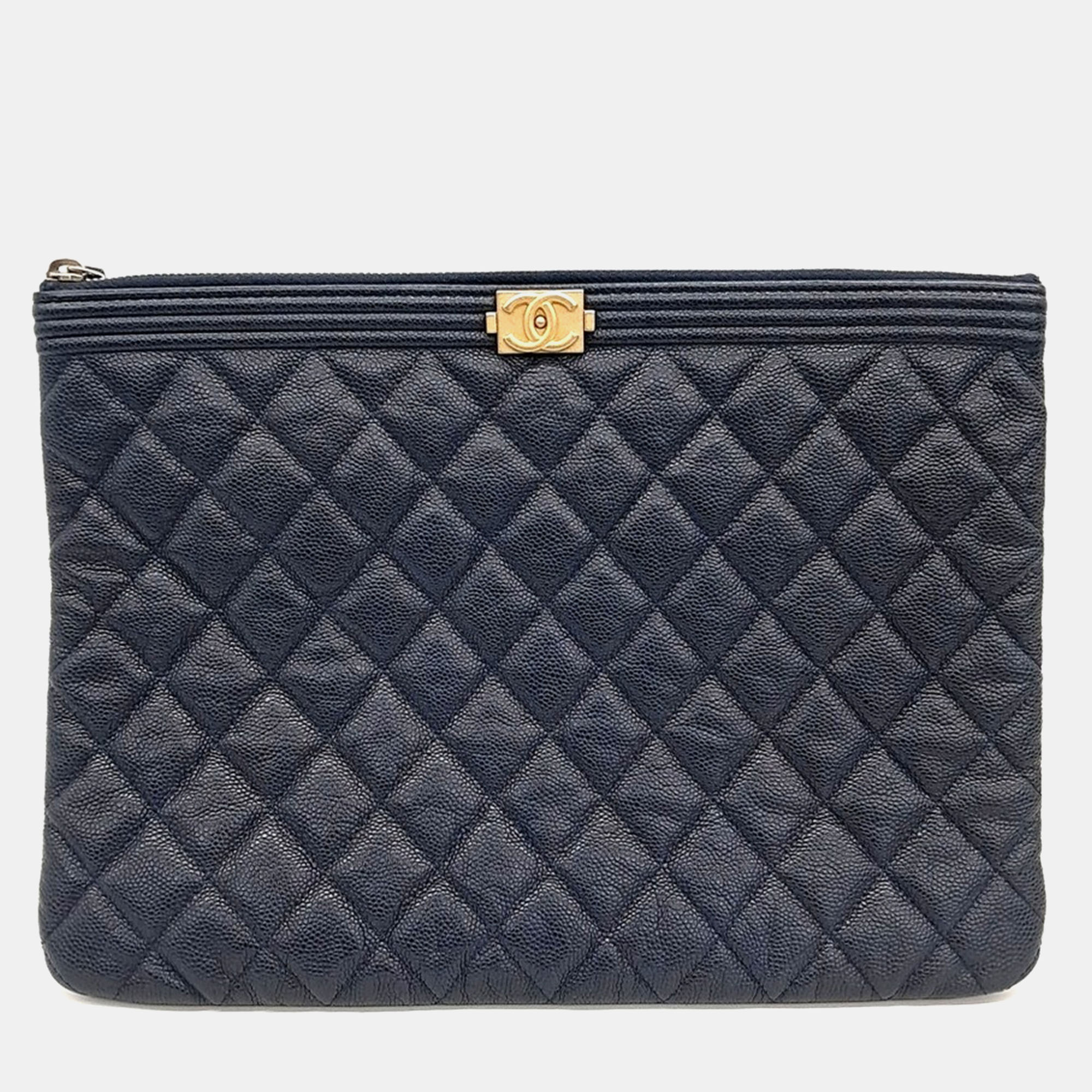 

Chanel Caviar Boy New Medium Clutch, Navy blue