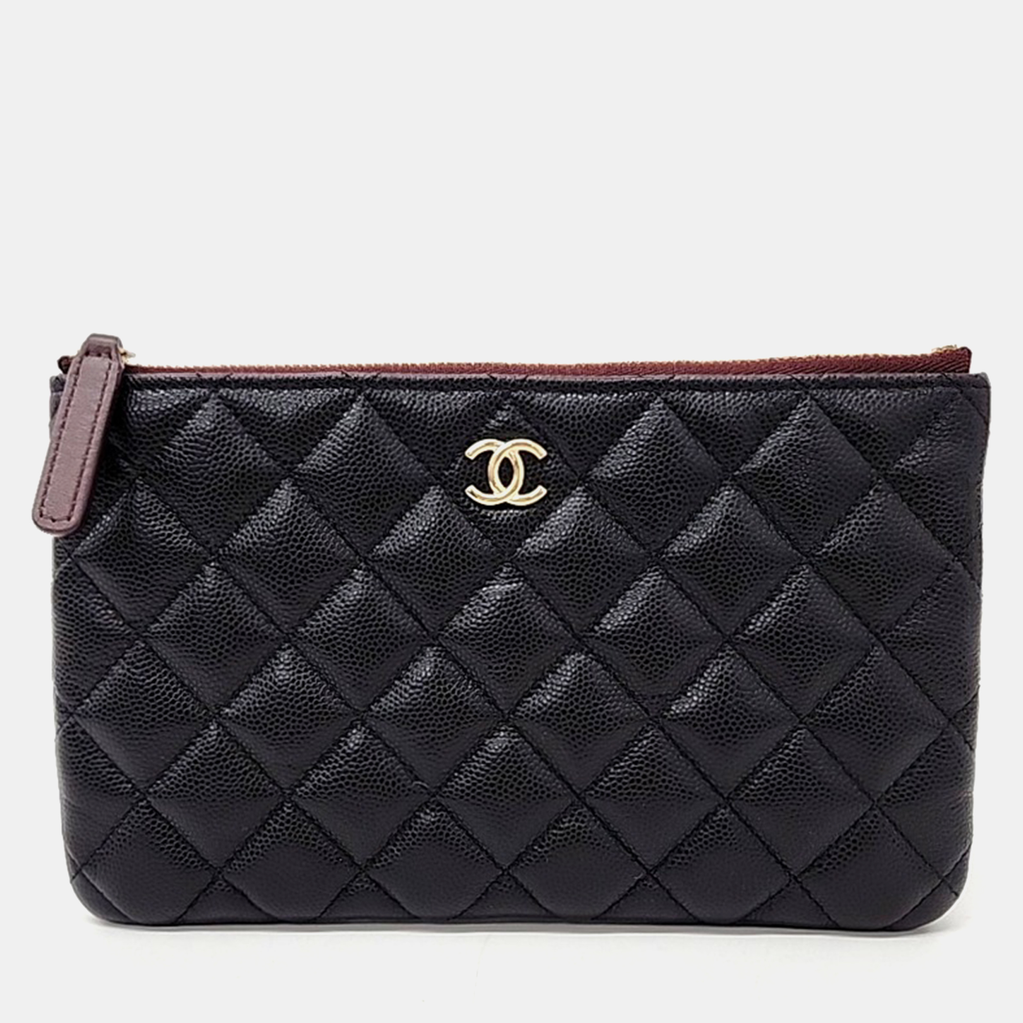 

Chanel caviar pouch bag, Black