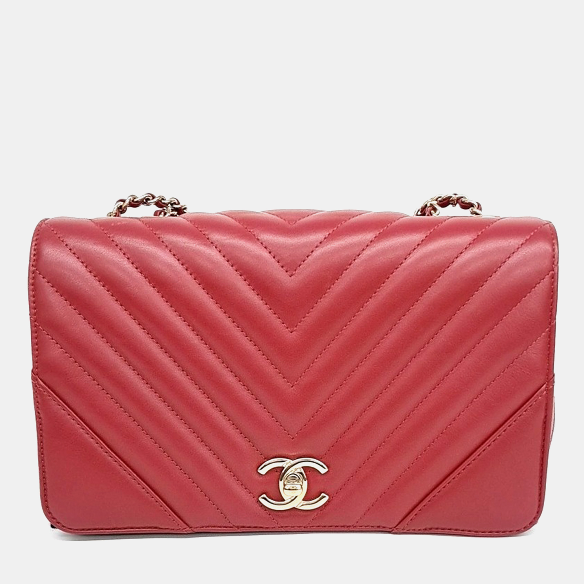 

Chanel chevron chain shoulder bag, Red