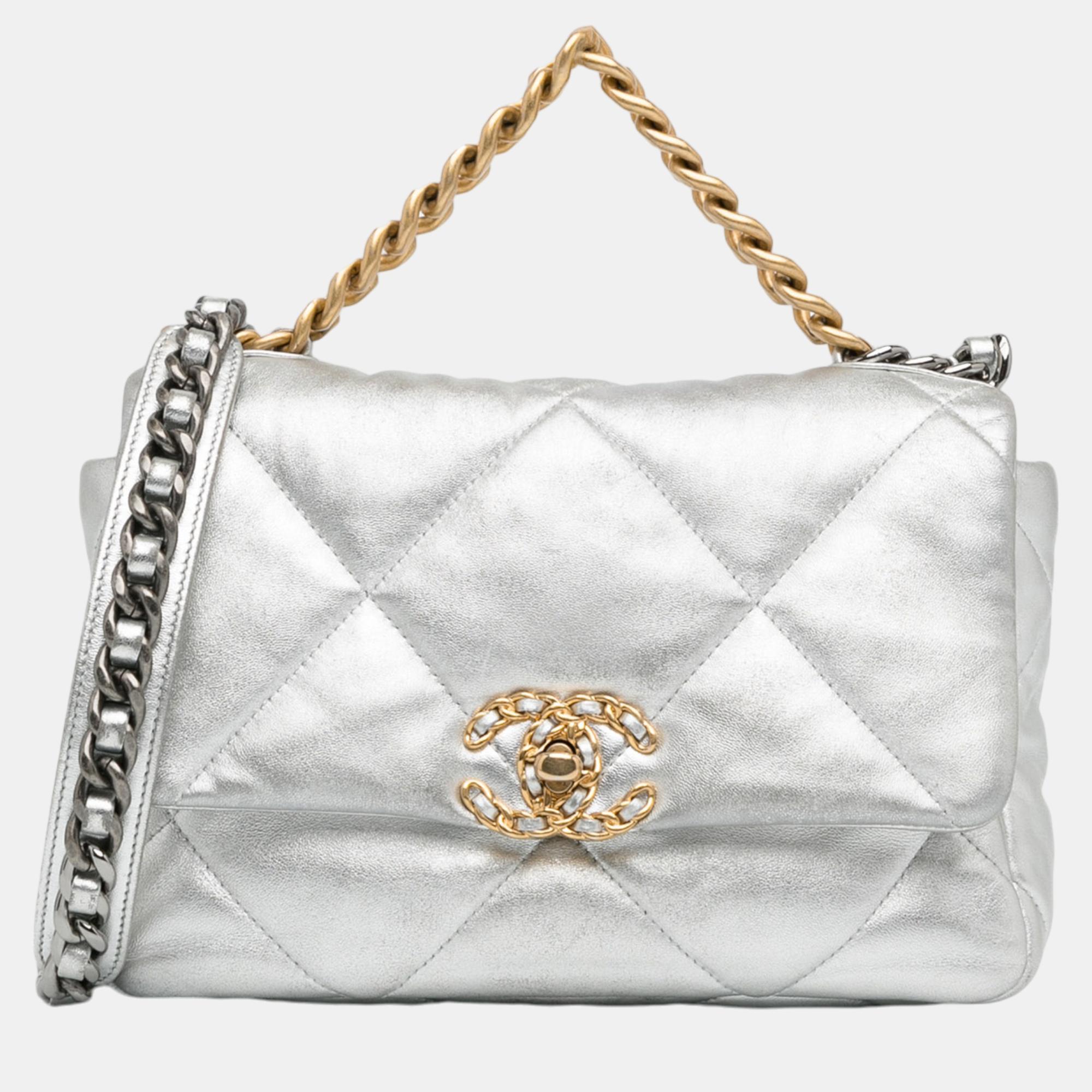 

Chanel Silver Leather Medium Metallic Lambskin 19 Flap Bag