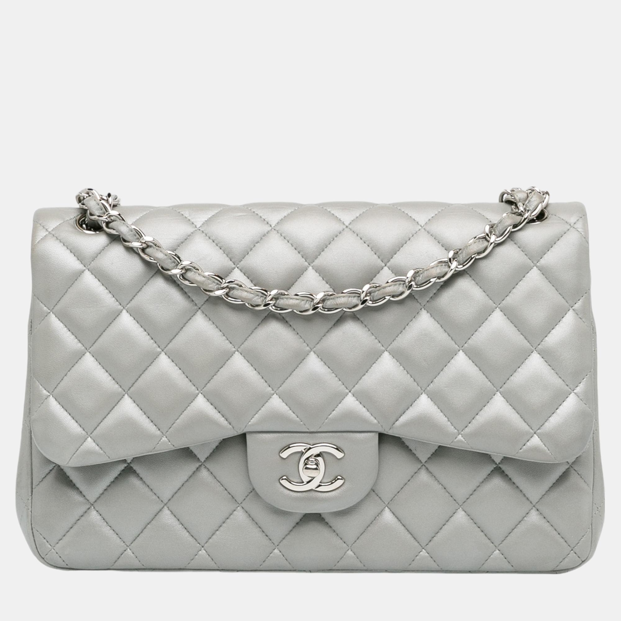 

Chanel Silver Jumbo Classic Lambskin Double Flap