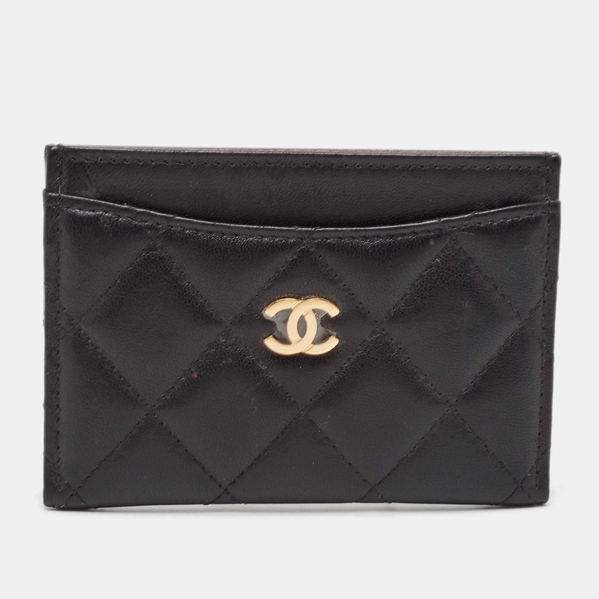 

Chanel Black Quilted Leather CC Card Holder