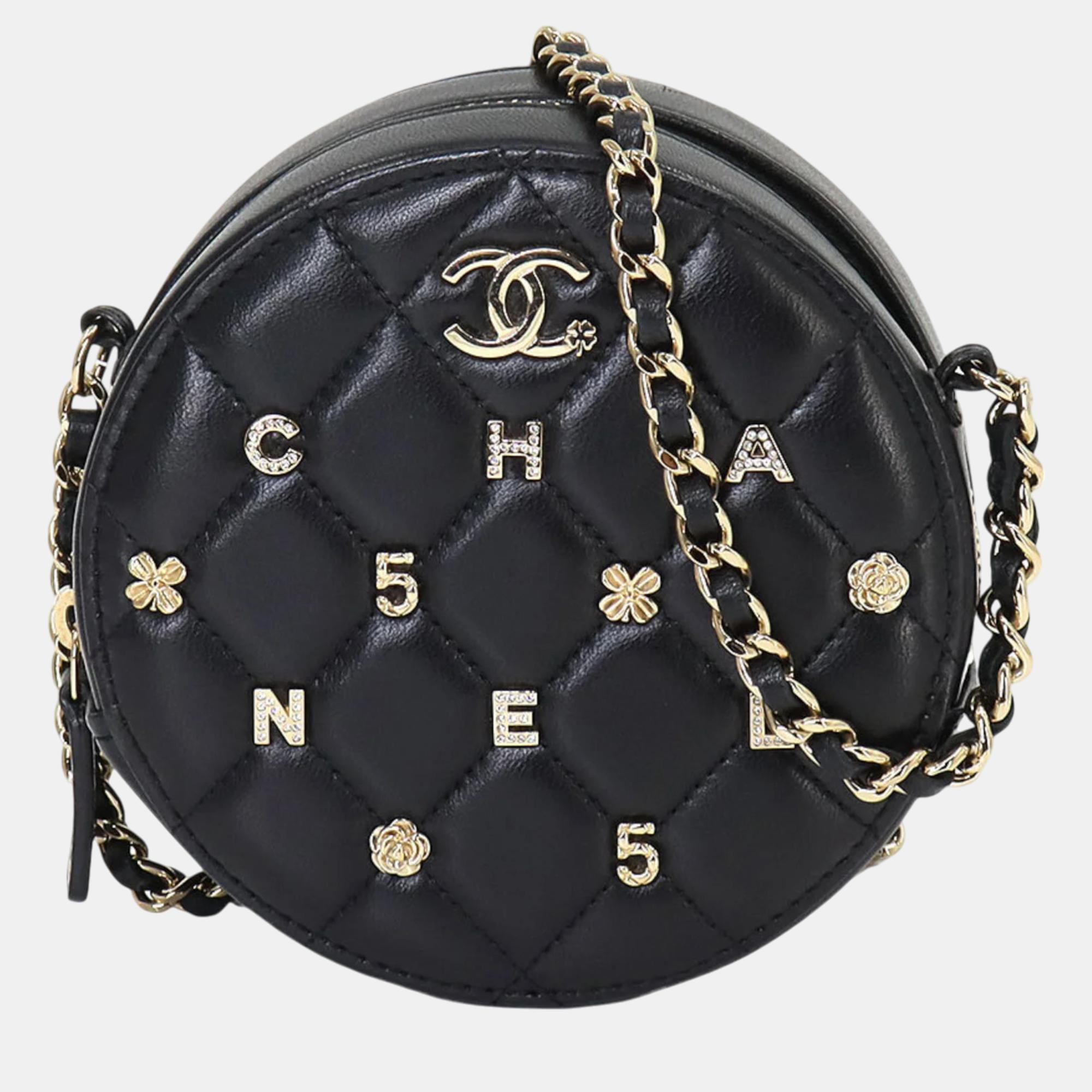 

Chanel Black Leather Matelasse Lucky Charm Round Chain Shoulder Bag