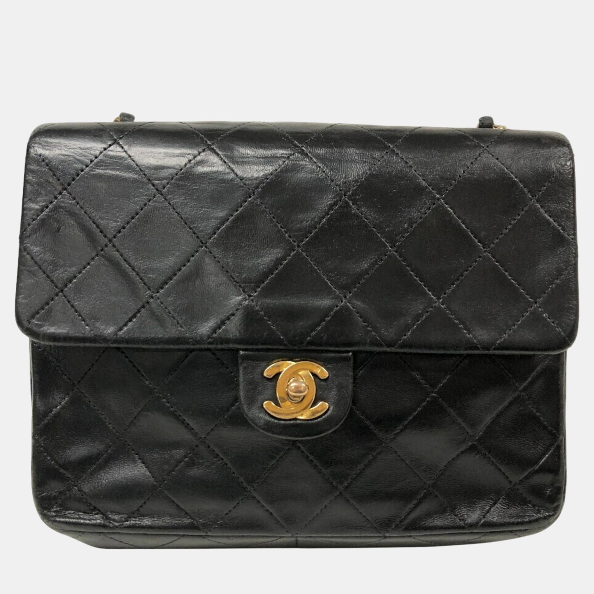 

Chanel Black Coco Mark Matelasse Single Chain Bag