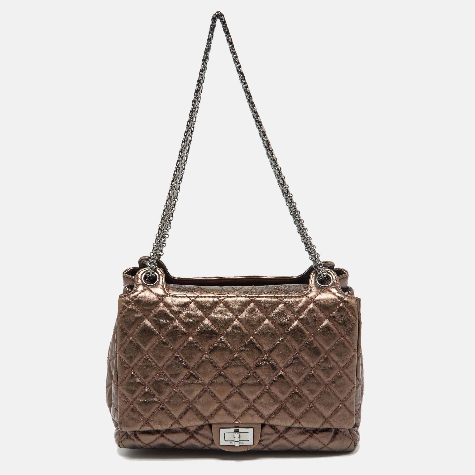 

Chanel Metallic Bronze Quilted Leather Classic Flap Shopping Tote