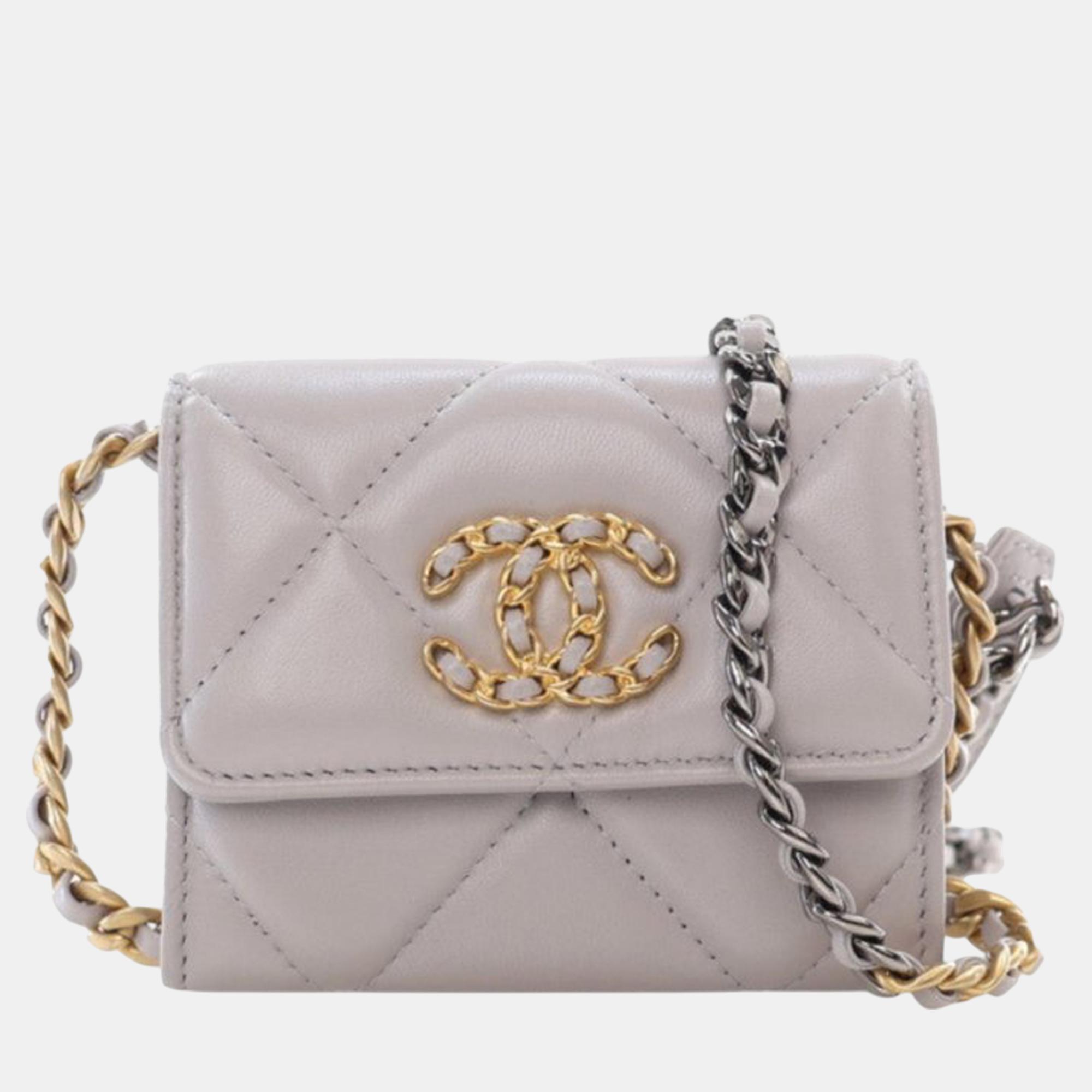 

Chanel Lambskin 19 Flap Coin Purse With Chain, Grey