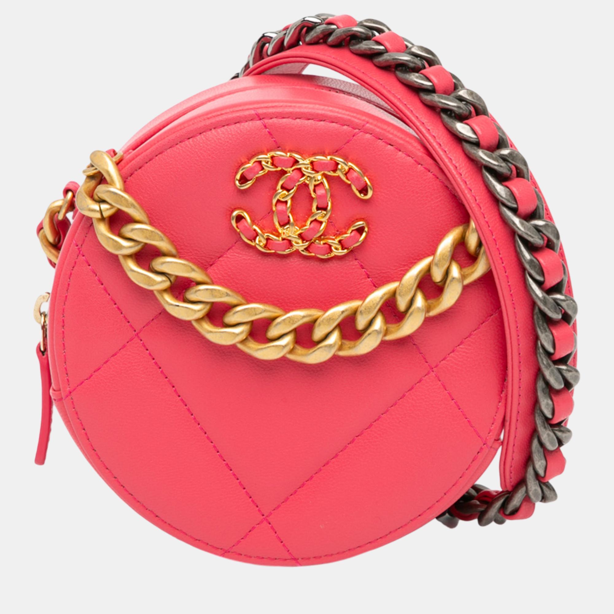 

Chanel Lambskin 19 Round Clutch with Chain, Pink