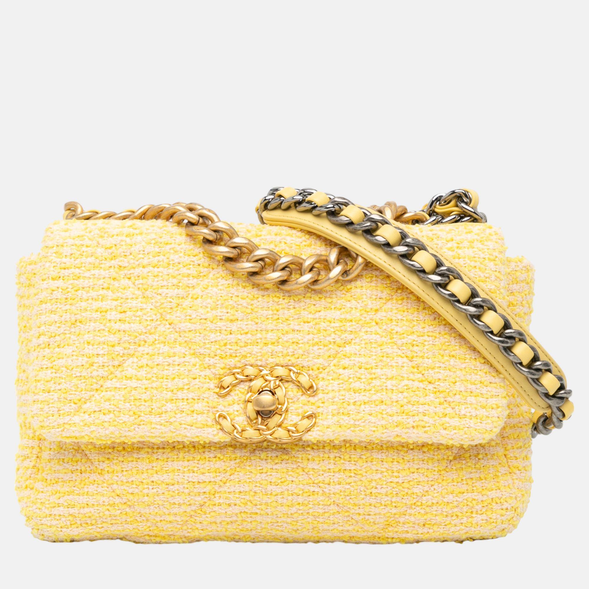 

Chanel Medium Tweed 19 Flap, Yellow