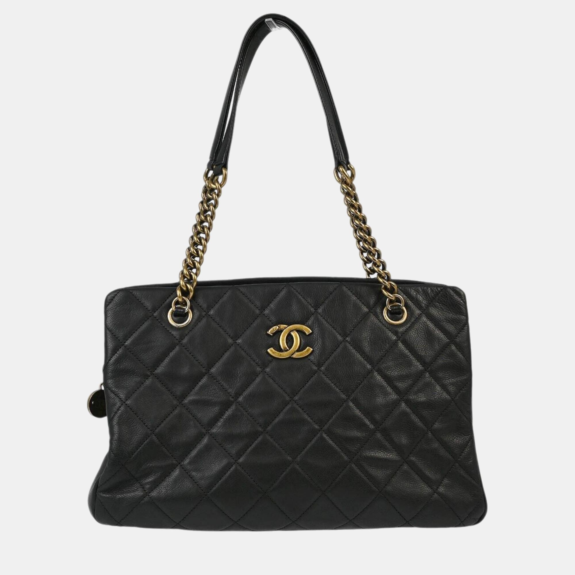 

Chanel Black Calfskin Chain Shoulder Tote Bag