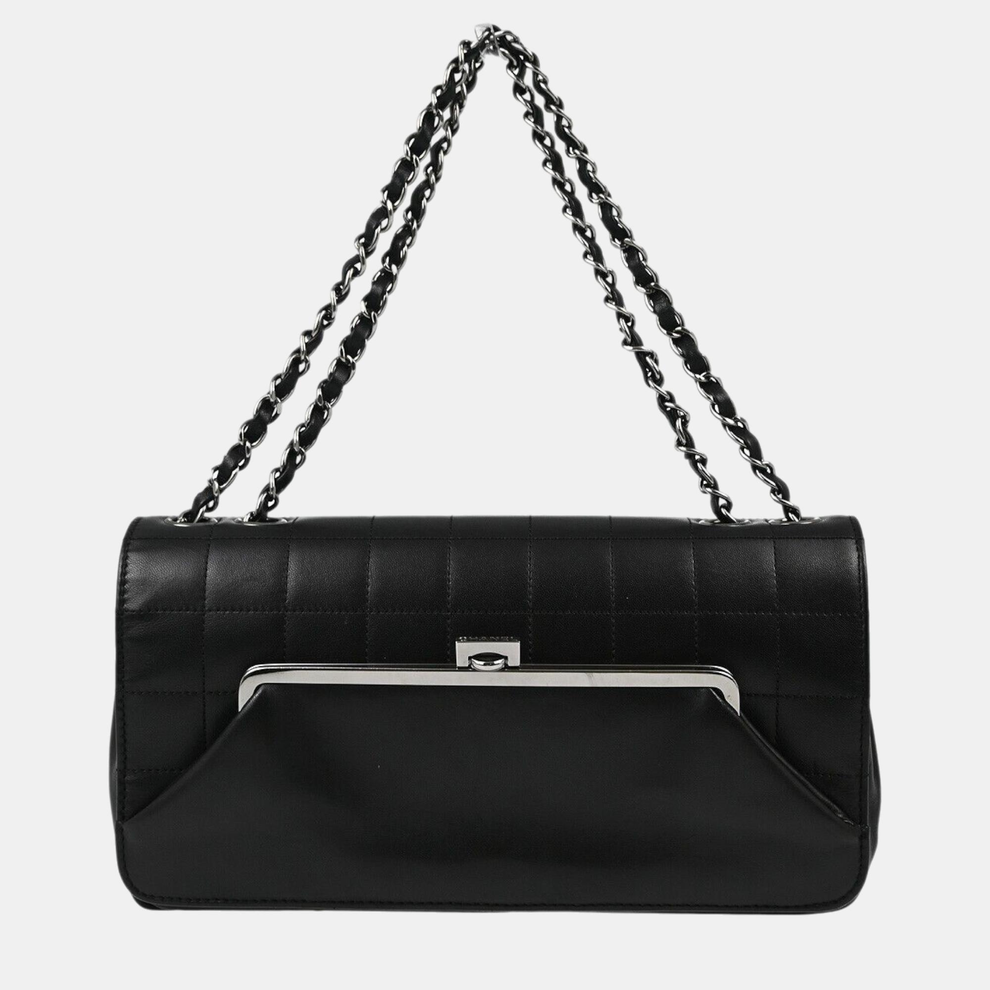 

Chanel Black Lambskin Choco Bar Chain Shoulder Bag