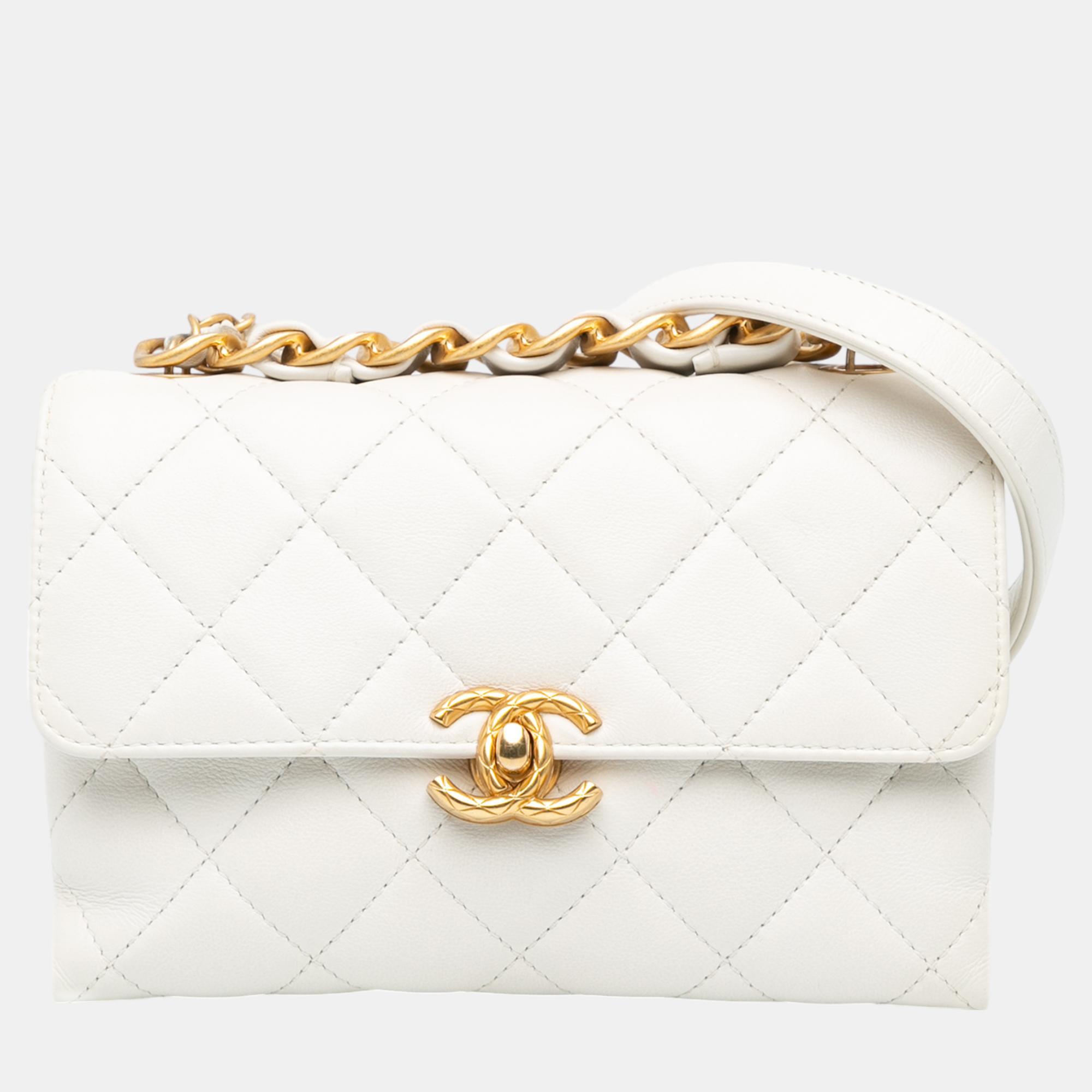 

Chanel White CC Quilted Lambskin Flap