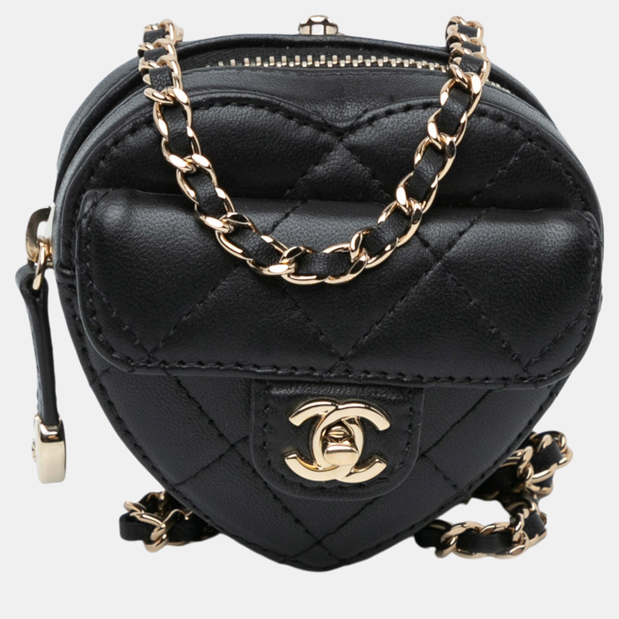 

Chanel Black Lambskin CC in Love Heart Necklace Bag