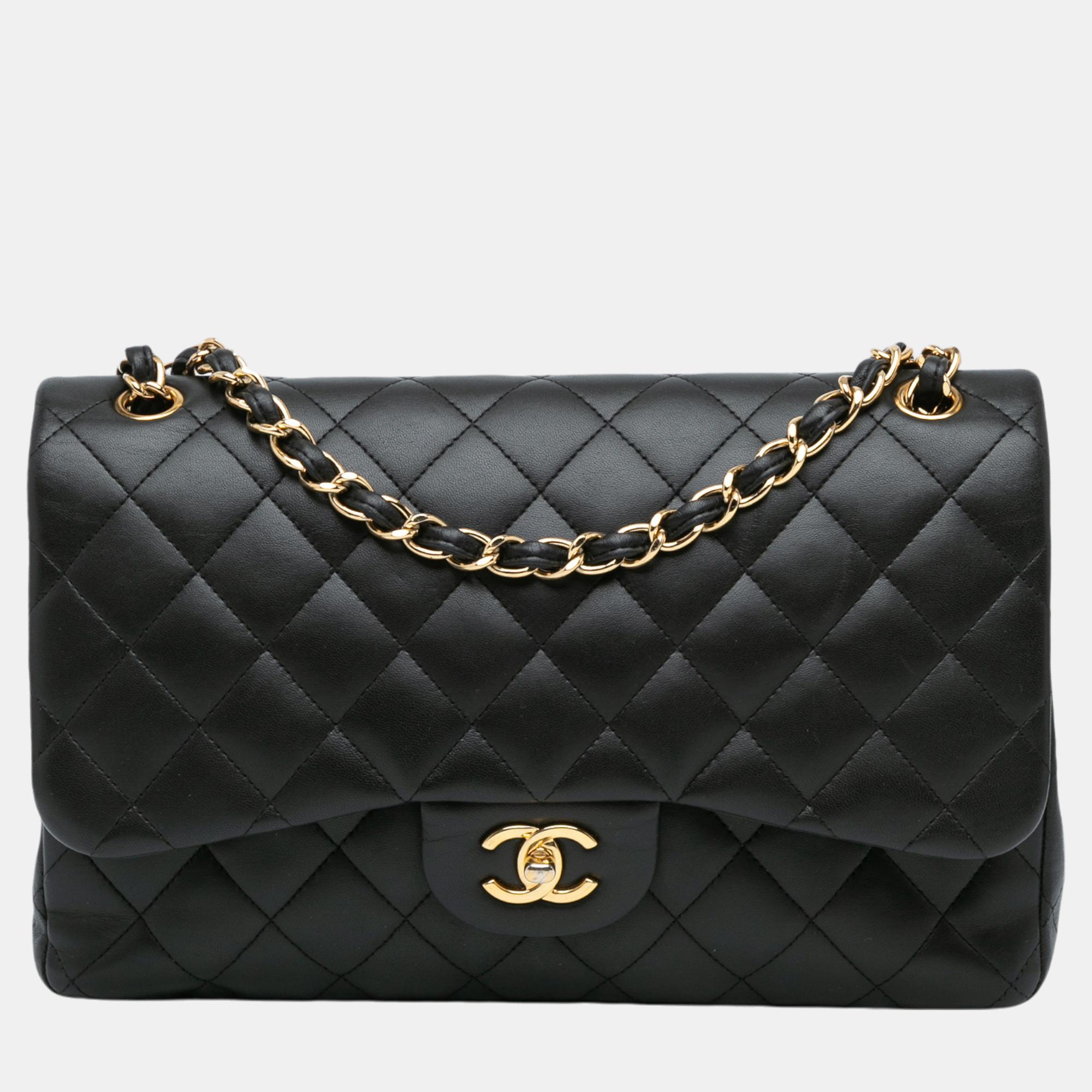 

Chanel Black Jumbo Classic Lambskin Double Flap