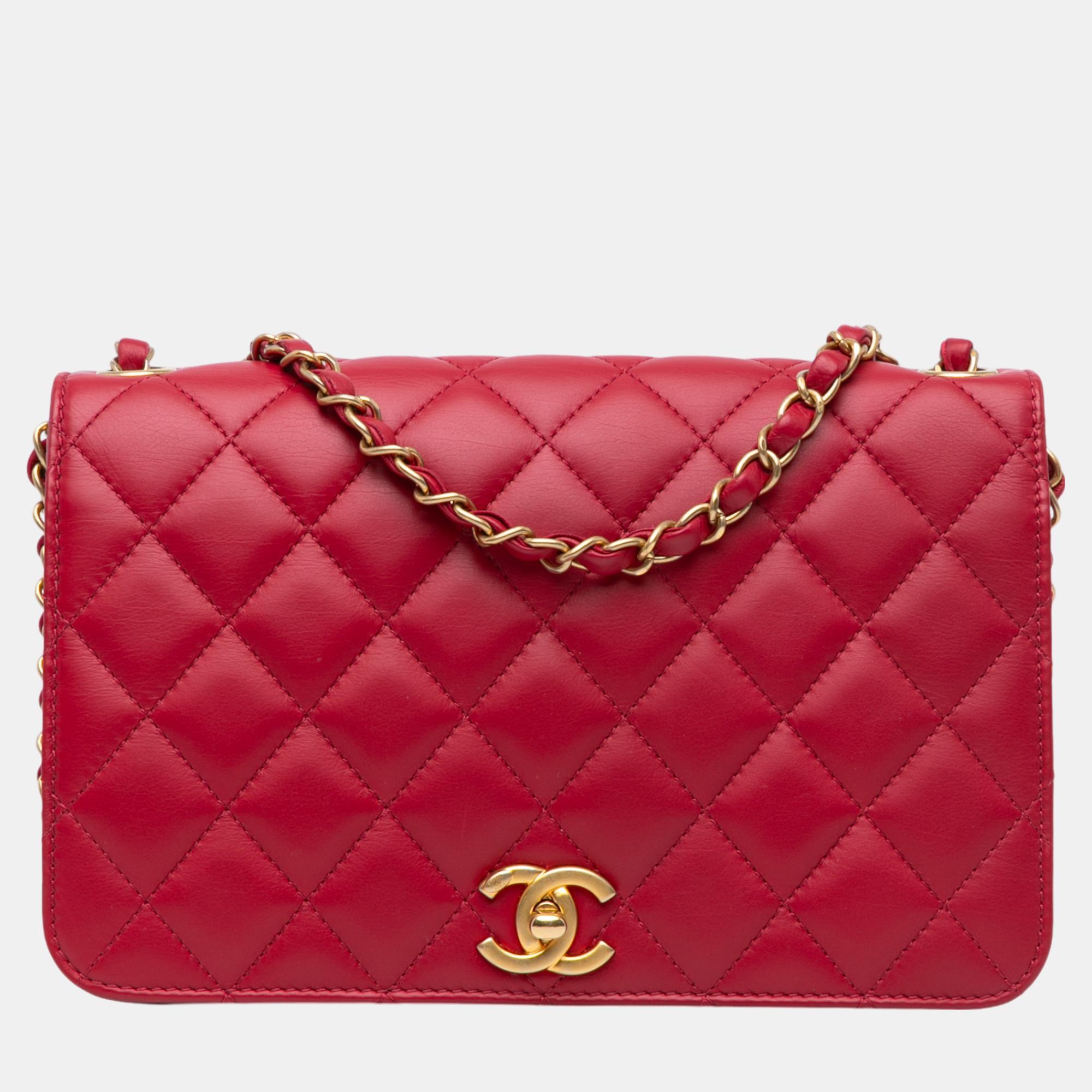 

Chanel Red Medium Quilted Calfskin Everyday Chic Flap