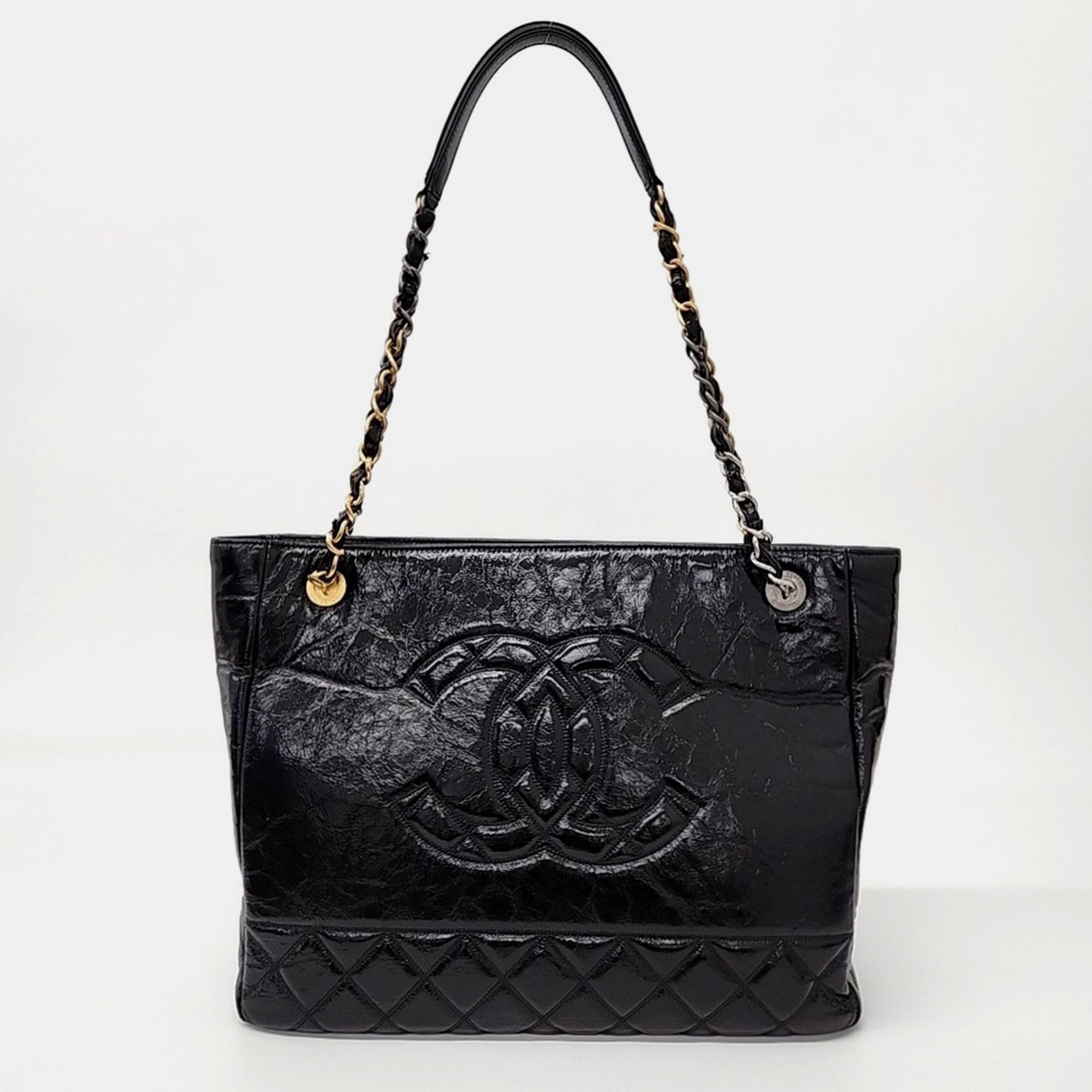 

Chanel shoulder bag, Black