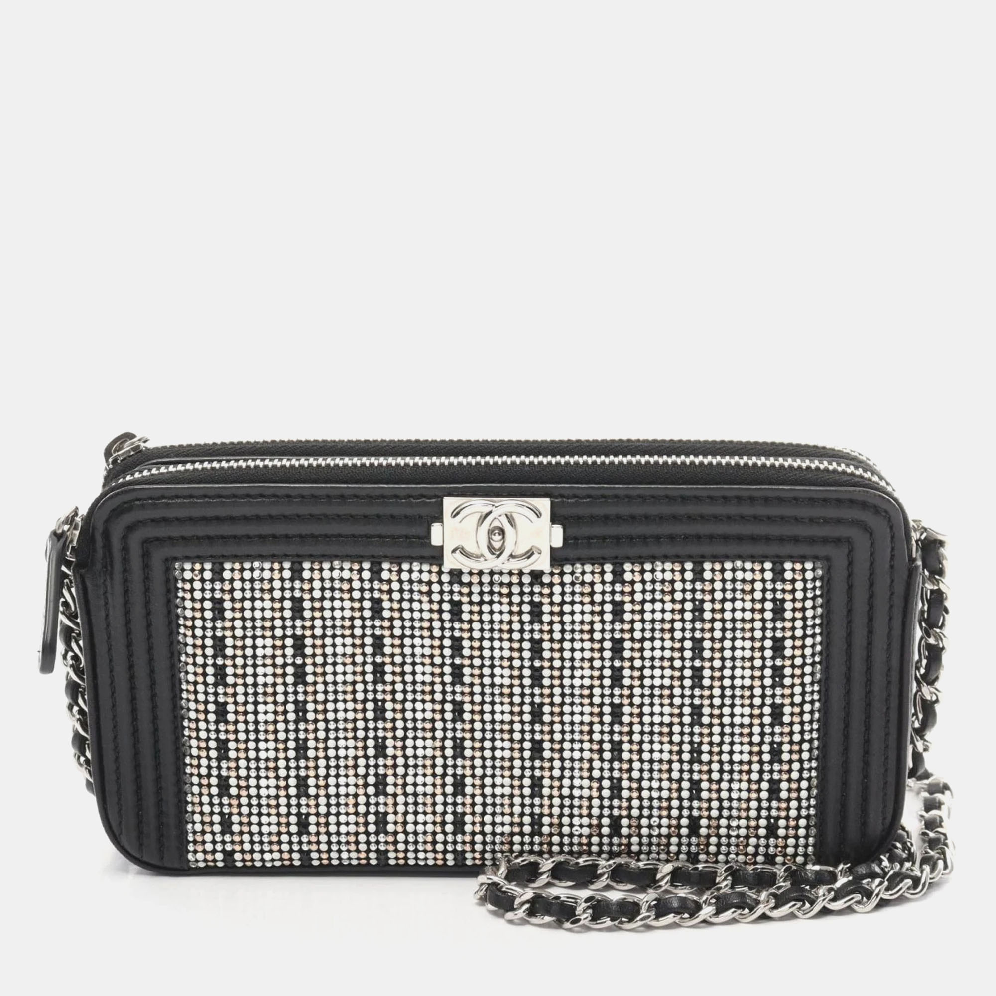 

Chanel Black Lambskin Boy Chanel Shoulder Bag