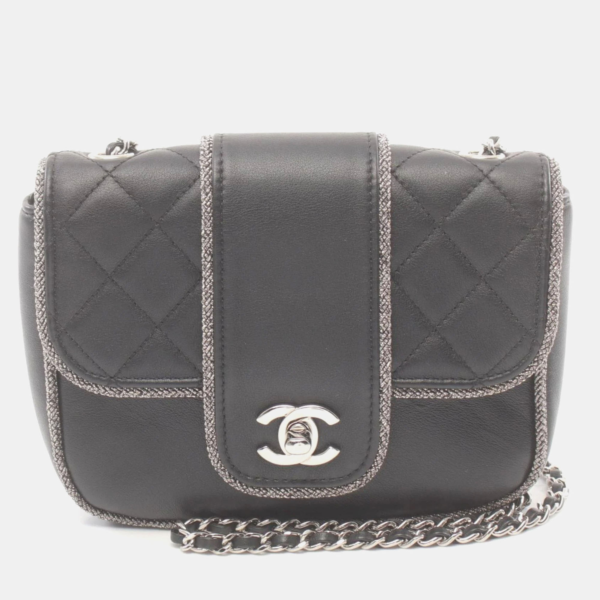 

Chanel Black Lambskin Matelasse Shoulder Bag